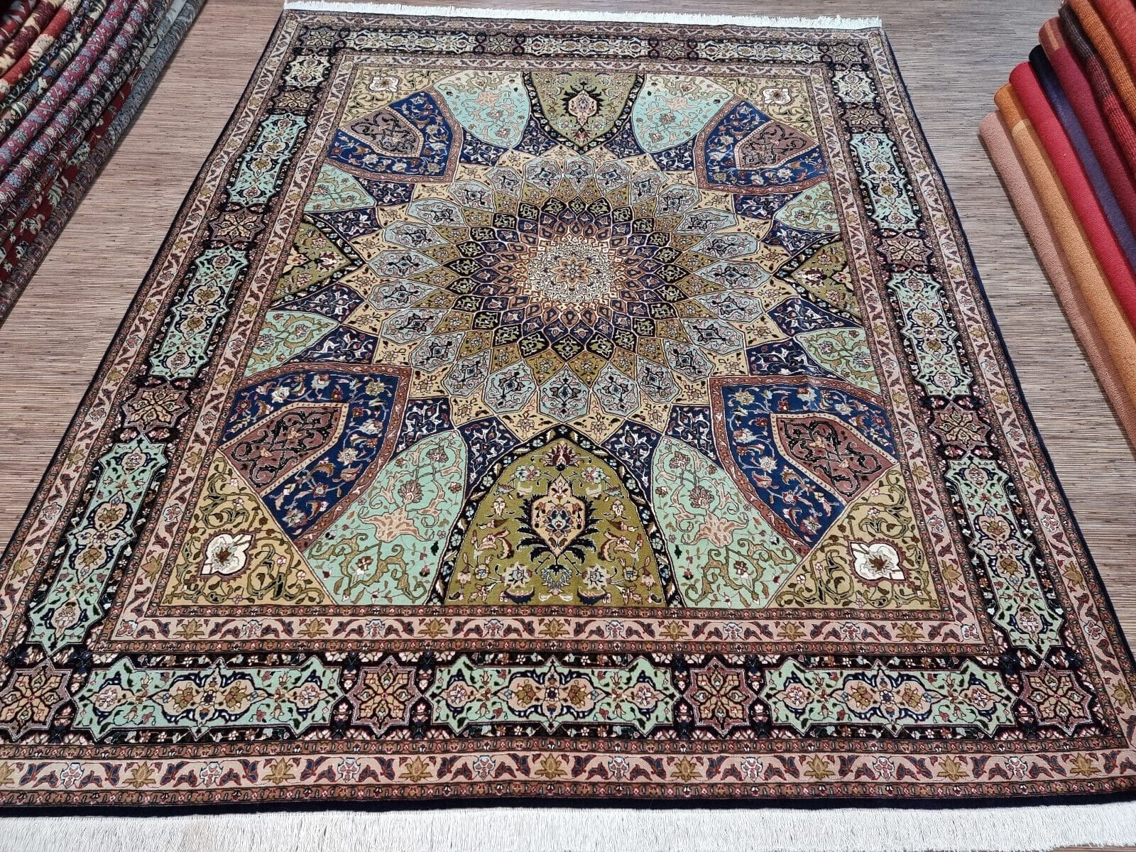 Tabriz Persian Rug 301 × 251 cm in Wool, hand-knotted