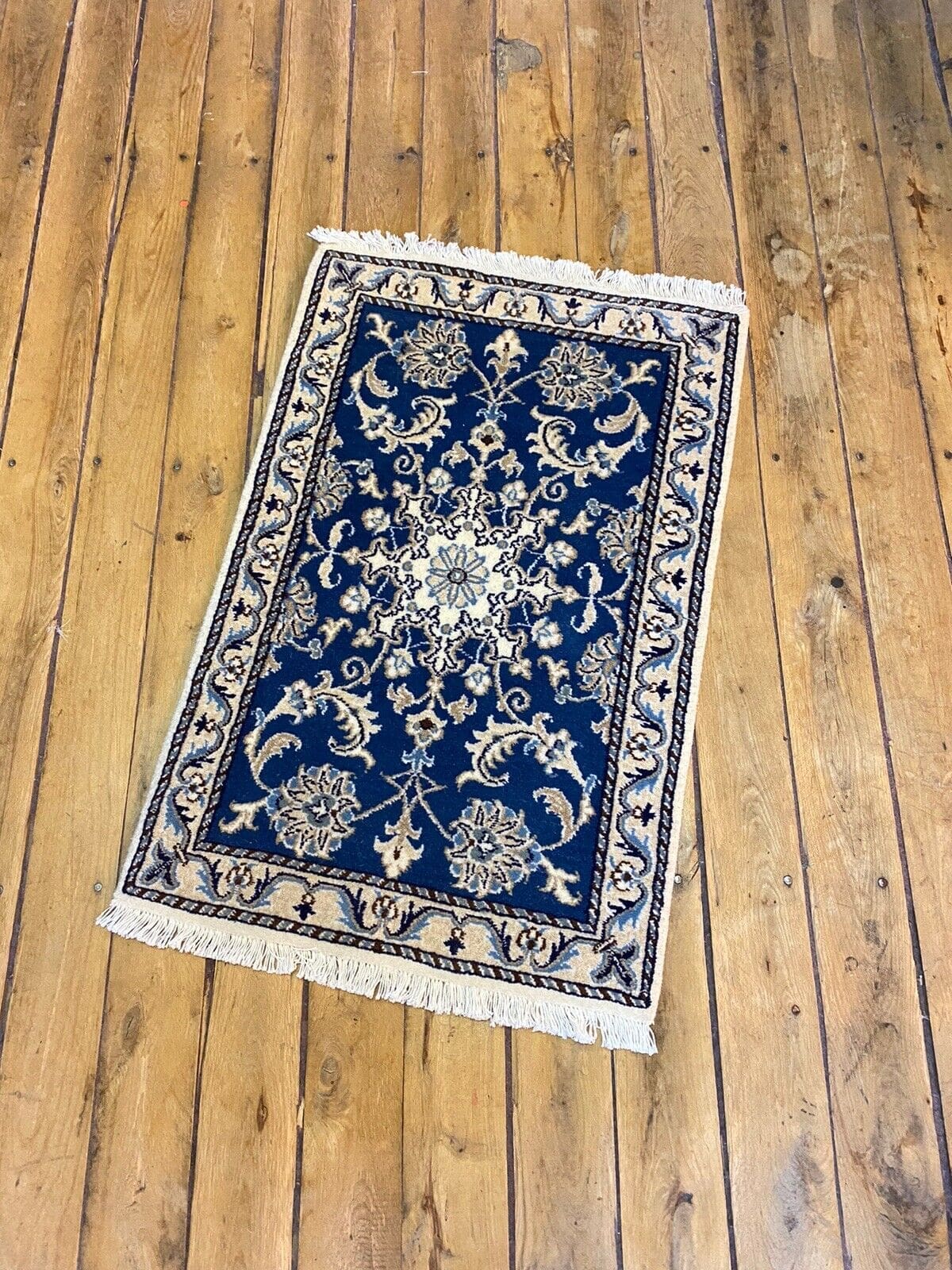 Alternative view of Hand-Knotted Persian Rug, 90 × 60 cm, Wool & Silk