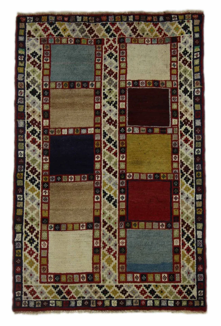 Gabbeh Persian Rug 153 × 100 cm in Wool, hand-knotted
