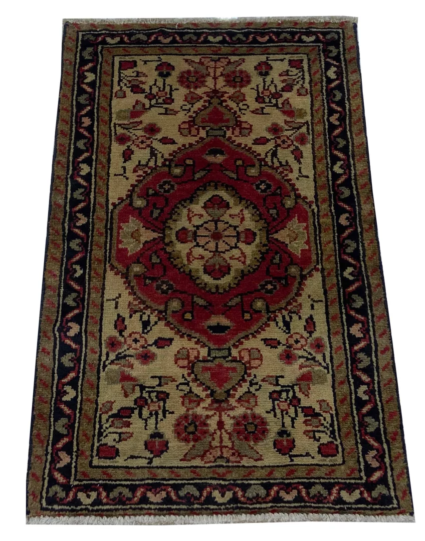 Alternative view of Hamadan Persian Rug 100 × 61 cm in Wool, hand-knotted