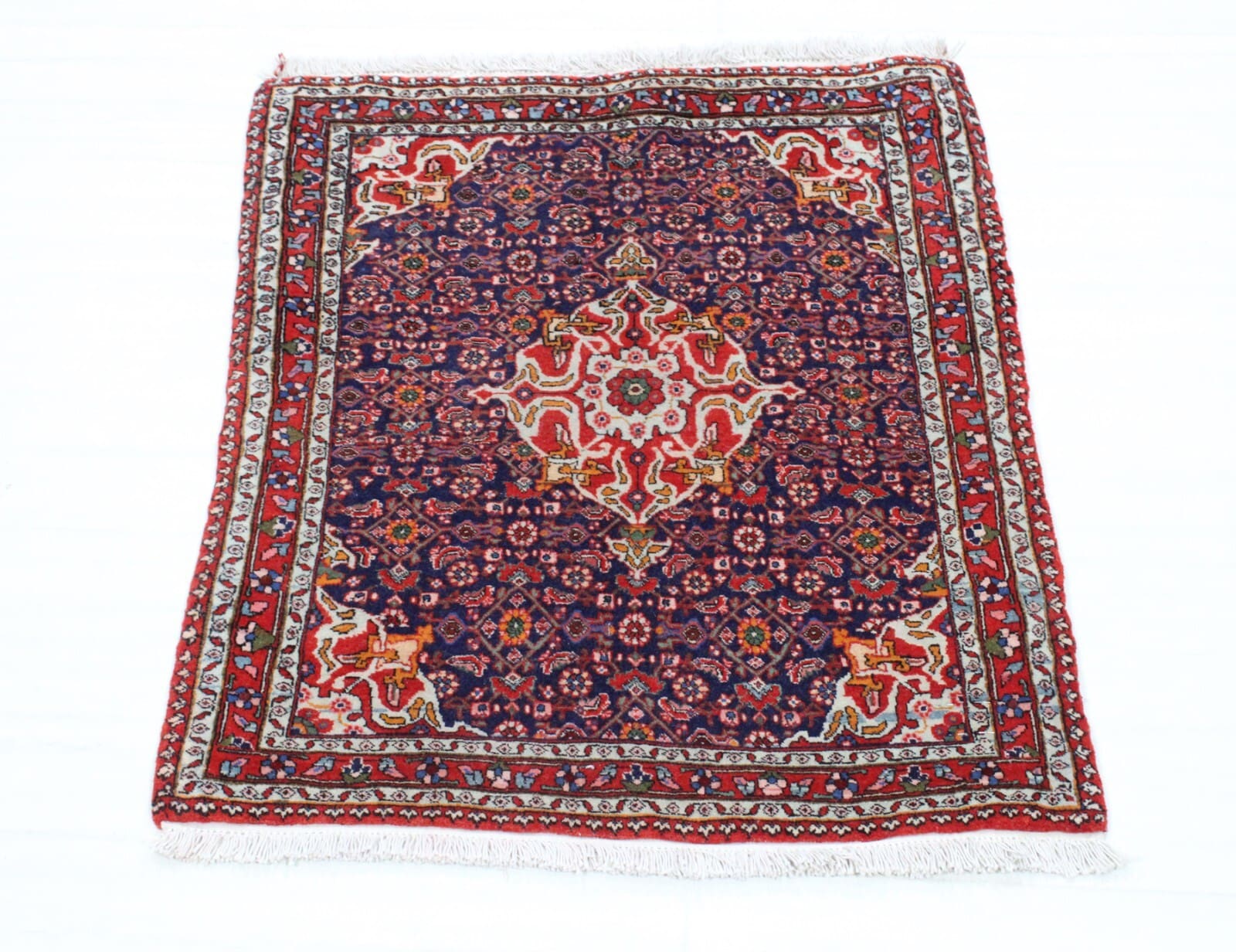 Alternative view of Bijar Persian Rug 80 × 66 cm in Wool, hand-knotted