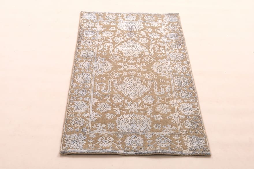 Alternative view of Wool Indian Rug 141 × 72 cm, hand-knotted