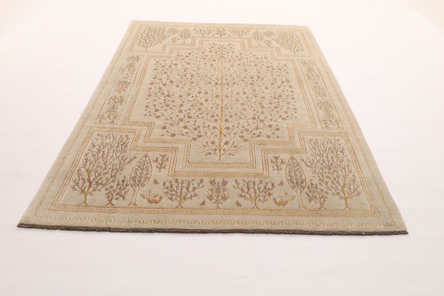 Alternative view of Indian Rug 298 × 195 cm in Wool, hand-knotted