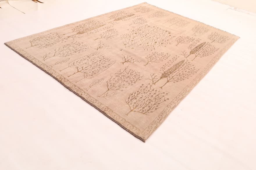 Alternative view of Indian Rug 299 × 204 cm in Wool, hand-knotted