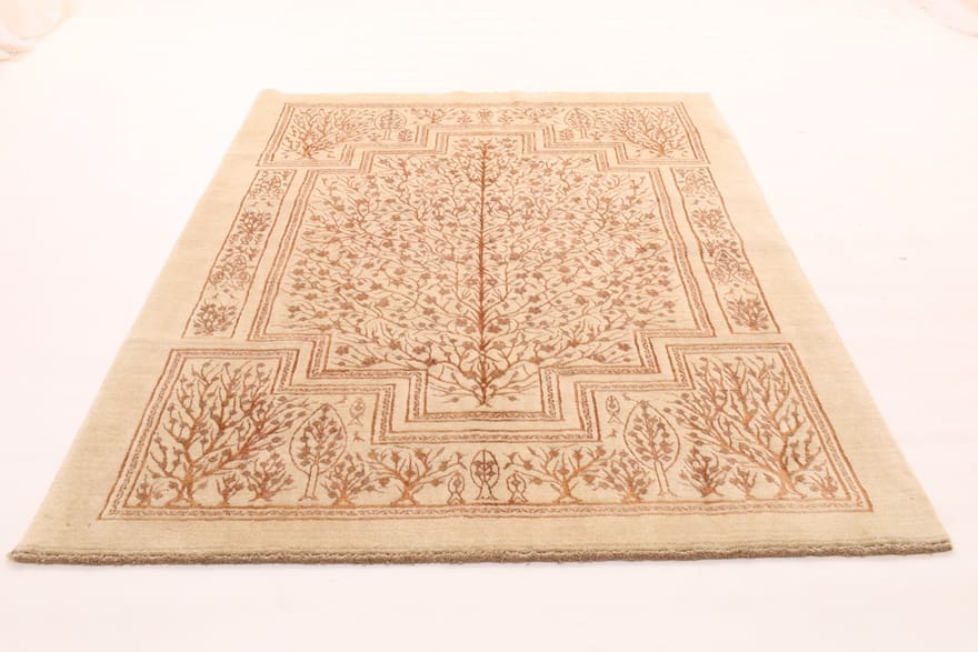 Alternative view of Indian Rug 239 × 168 cm in Wool, hand-knotted