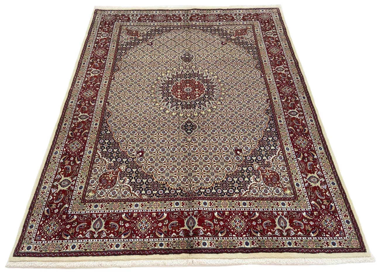 Alternative view of Moud Persian Rug 237 × 179 cm in Wool & Silk, hand-knotted