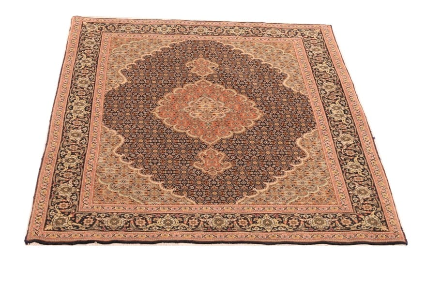 Alternative view of Wool & Silk Tabriz Persian Rug 152 × 100 cm, hand-knotted