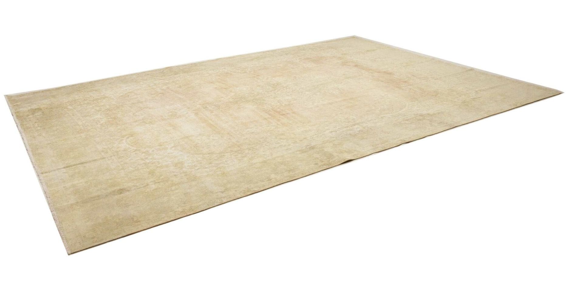 Alternative view of Hand-Knotted Persian Rug, 291 × 410 cm, Wool