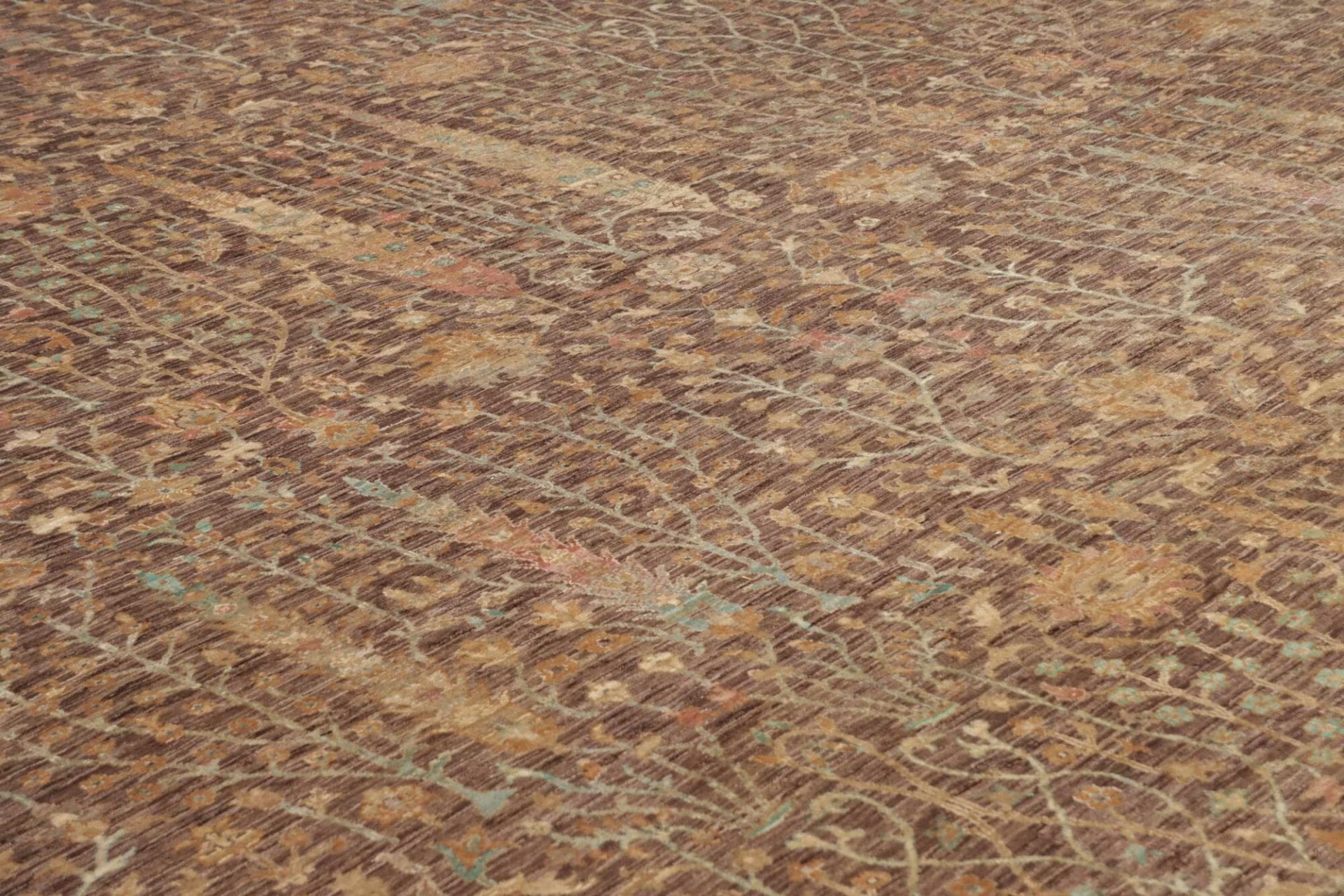 Samarkand Pakistani Rug 254 × 335 cm in Wool, hand-knotted - Image 7