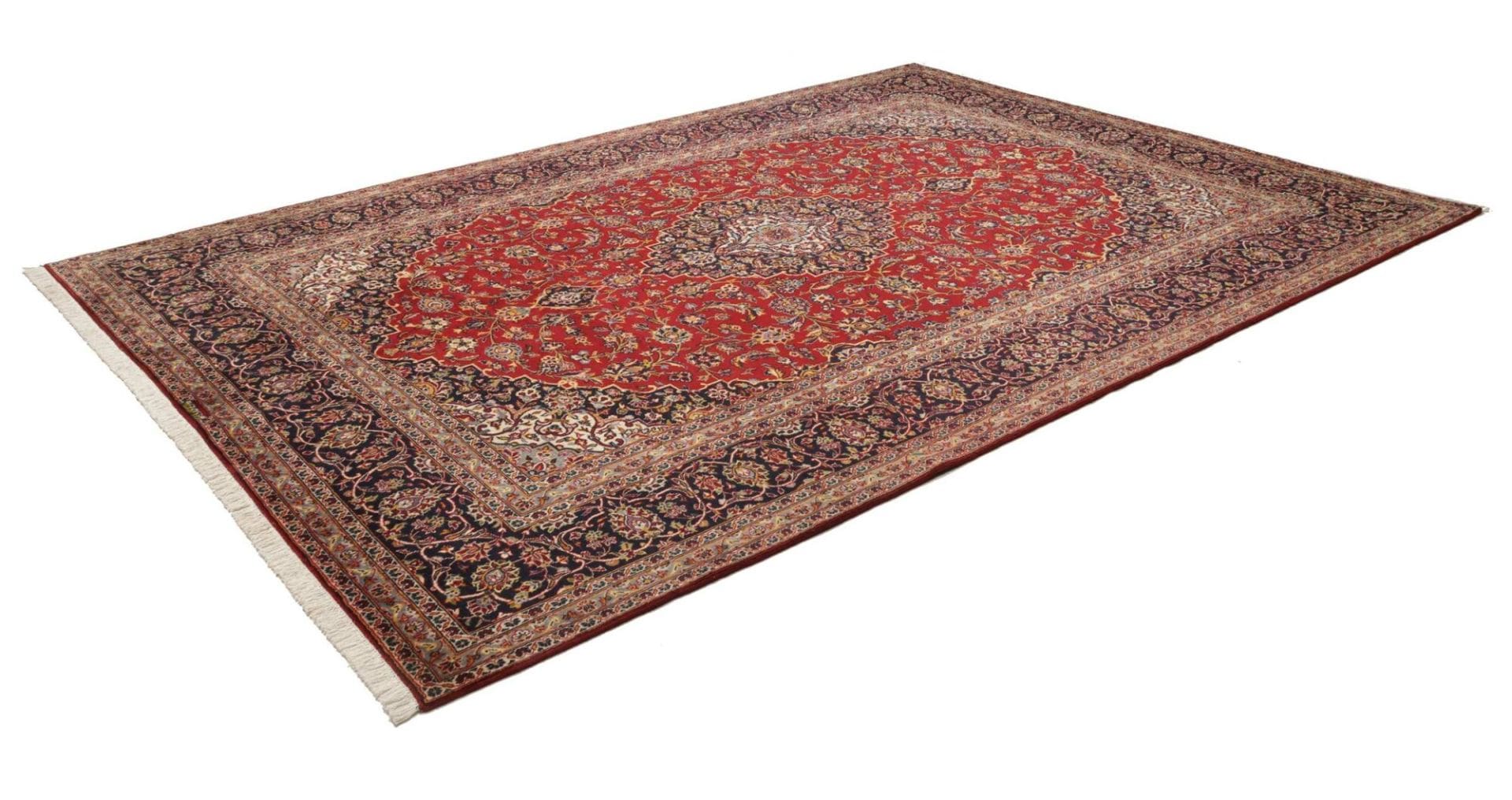 Alternative view of Wool Kashan Persian Rug 253 × 355 cm, hand-knotted