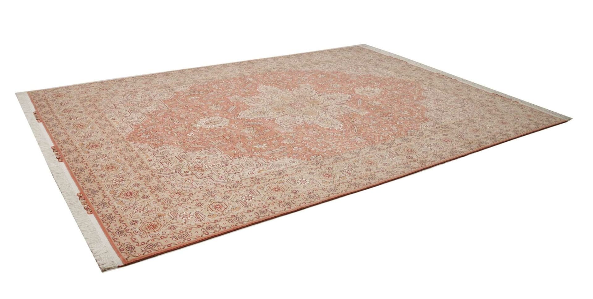 Alternative view of Wool Tabriz Persian Rug 249 × 349 cm, hand-knotted