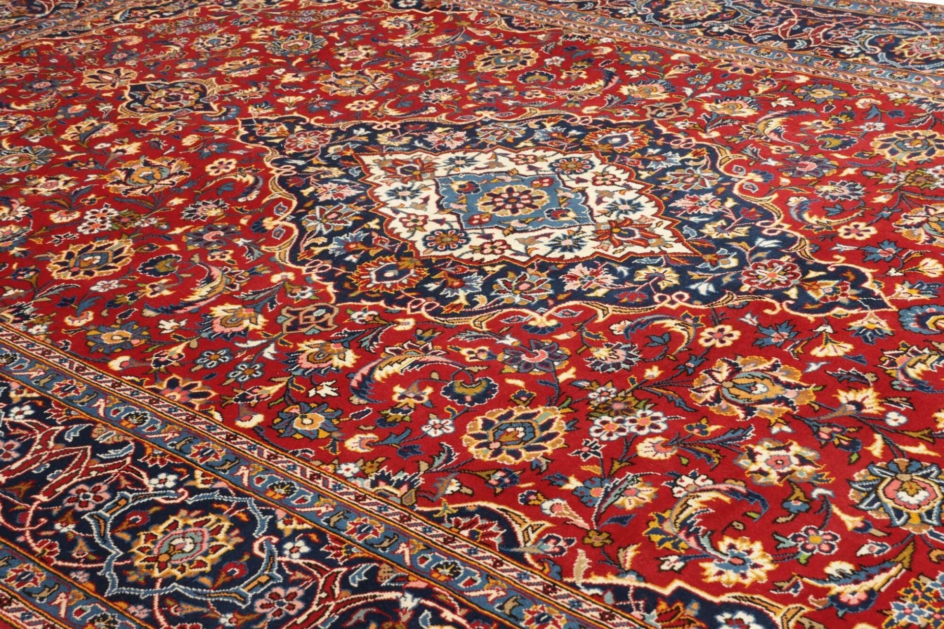 Hand-Knotted Kashan Persian Rug, 233 × 354 cm, Wool - Image 7