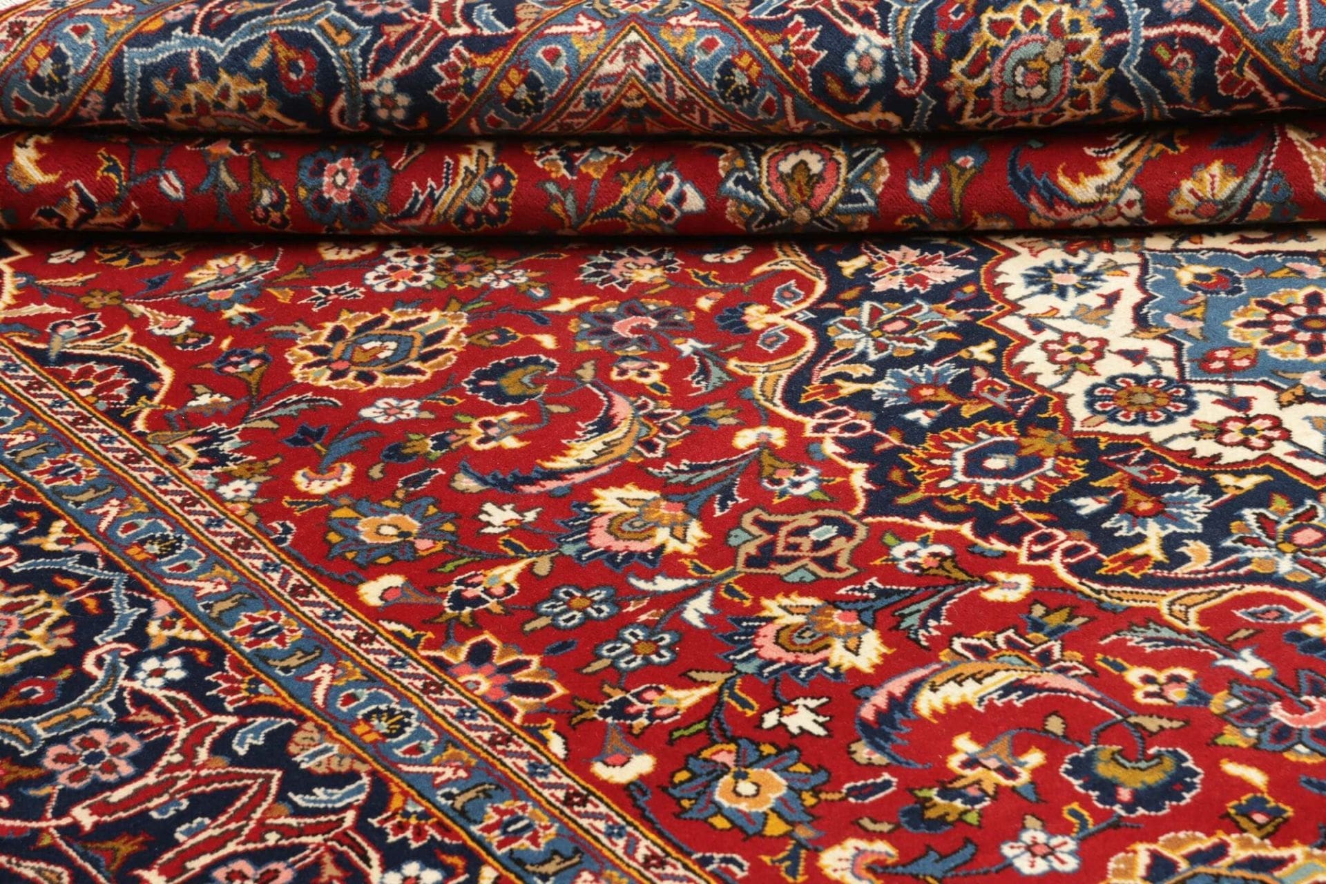 Hand-Knotted Kashan Persian Rug, 233 × 354 cm, Wool - Image 10