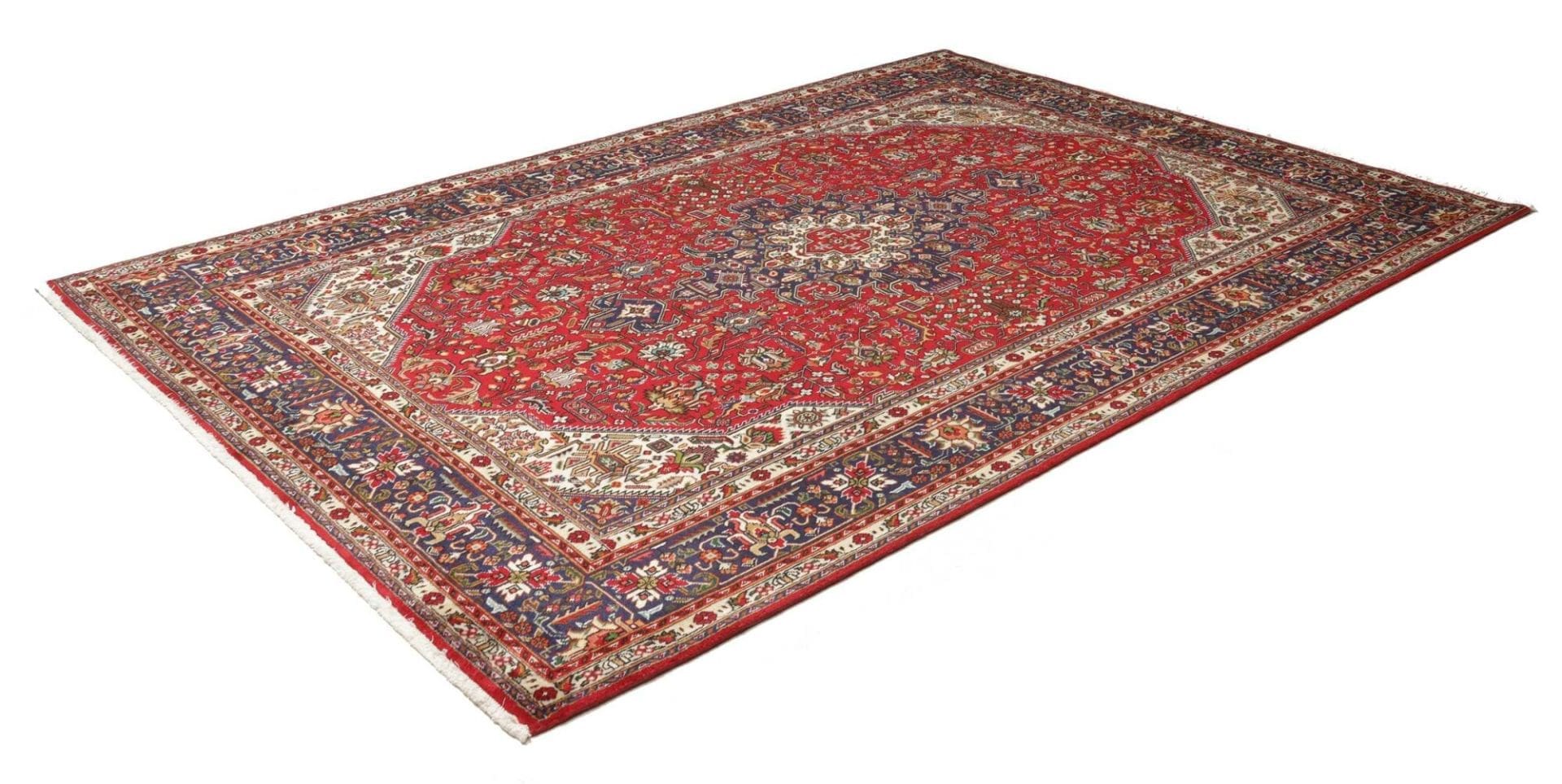 Alternative view of Tabriz Persian Rug 203 × 297 cm in Wool, hand-knotted
