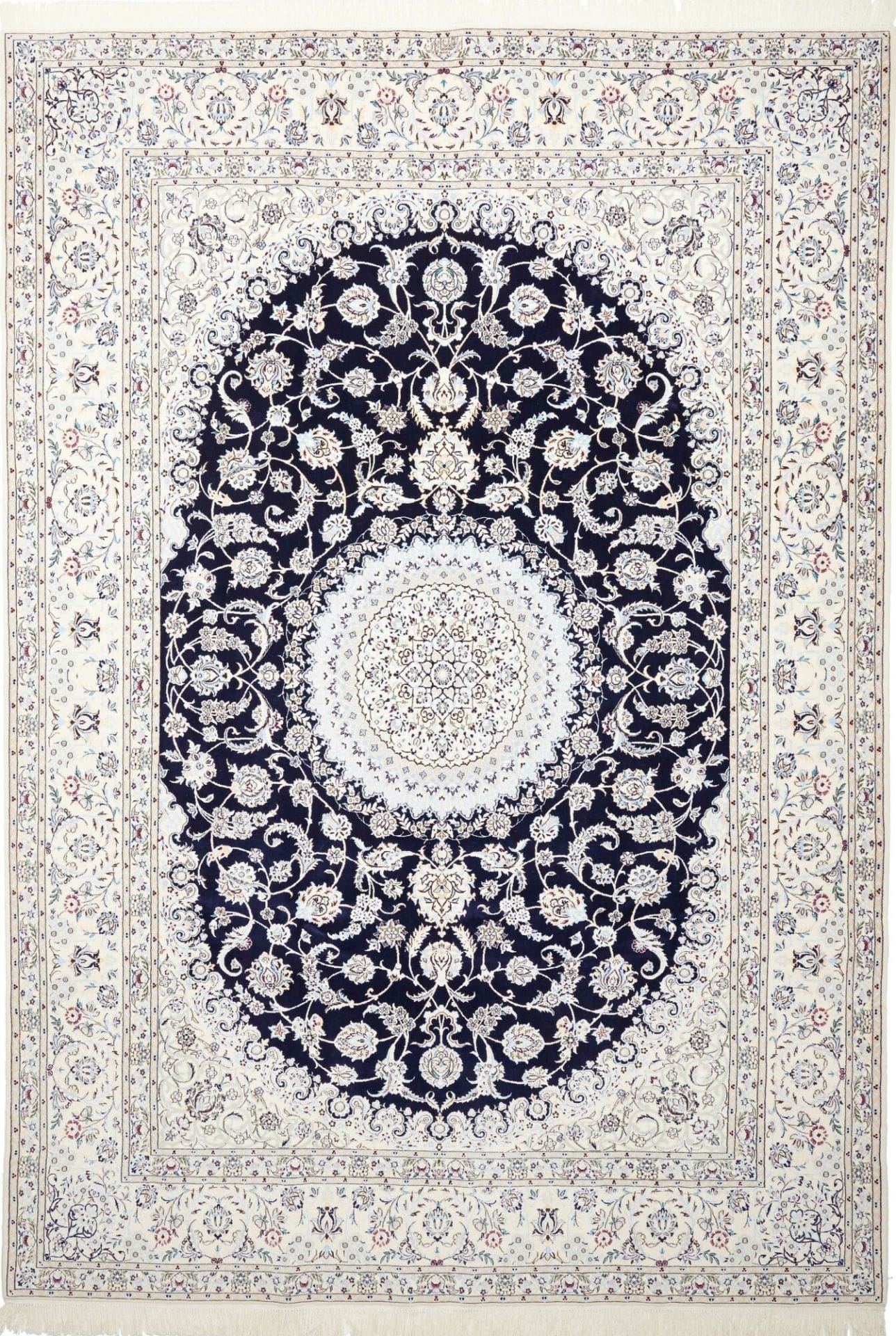 Nain Persian Rug 215 × 304 cm in Wool, hand-knotted