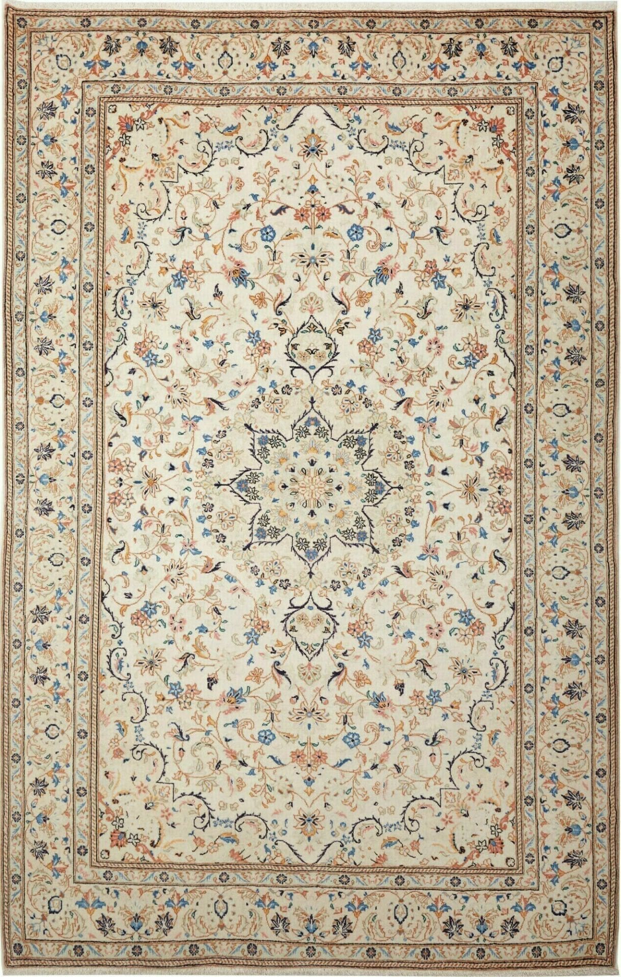 Wool Kashan Persian Rug 203 × 312 cm, hand-knotted