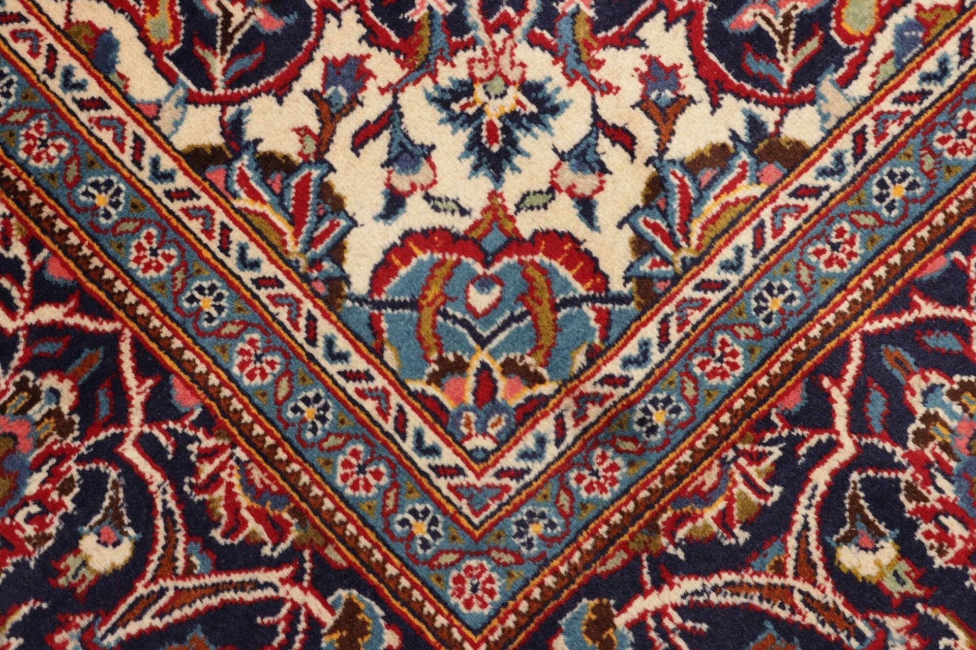 Hand-Knotted Kashan Persian Rug, 205 × 313 cm, Wool - Image 6
