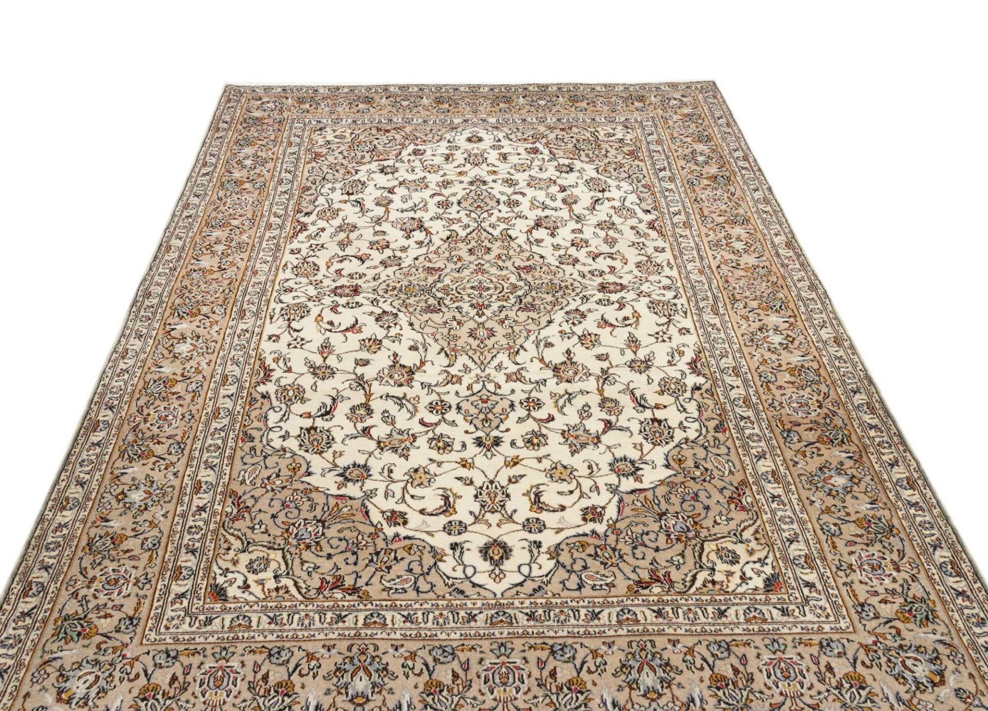 Kashan Persian Rug 201 × 312 cm in Wool, hand-knotted - Image 4