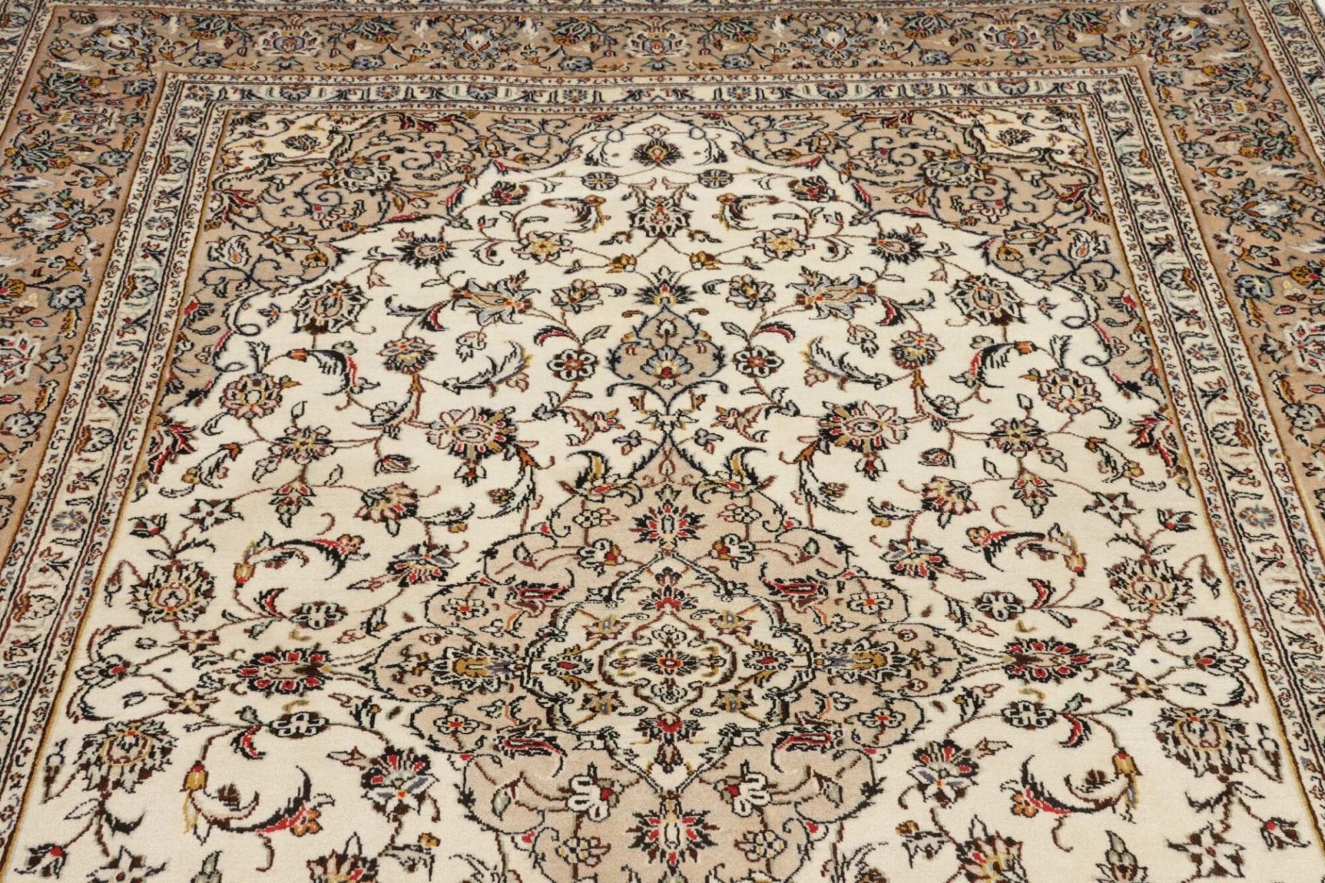 Kashan Persian Rug 201 × 312 cm in Wool, hand-knotted - Image 7
