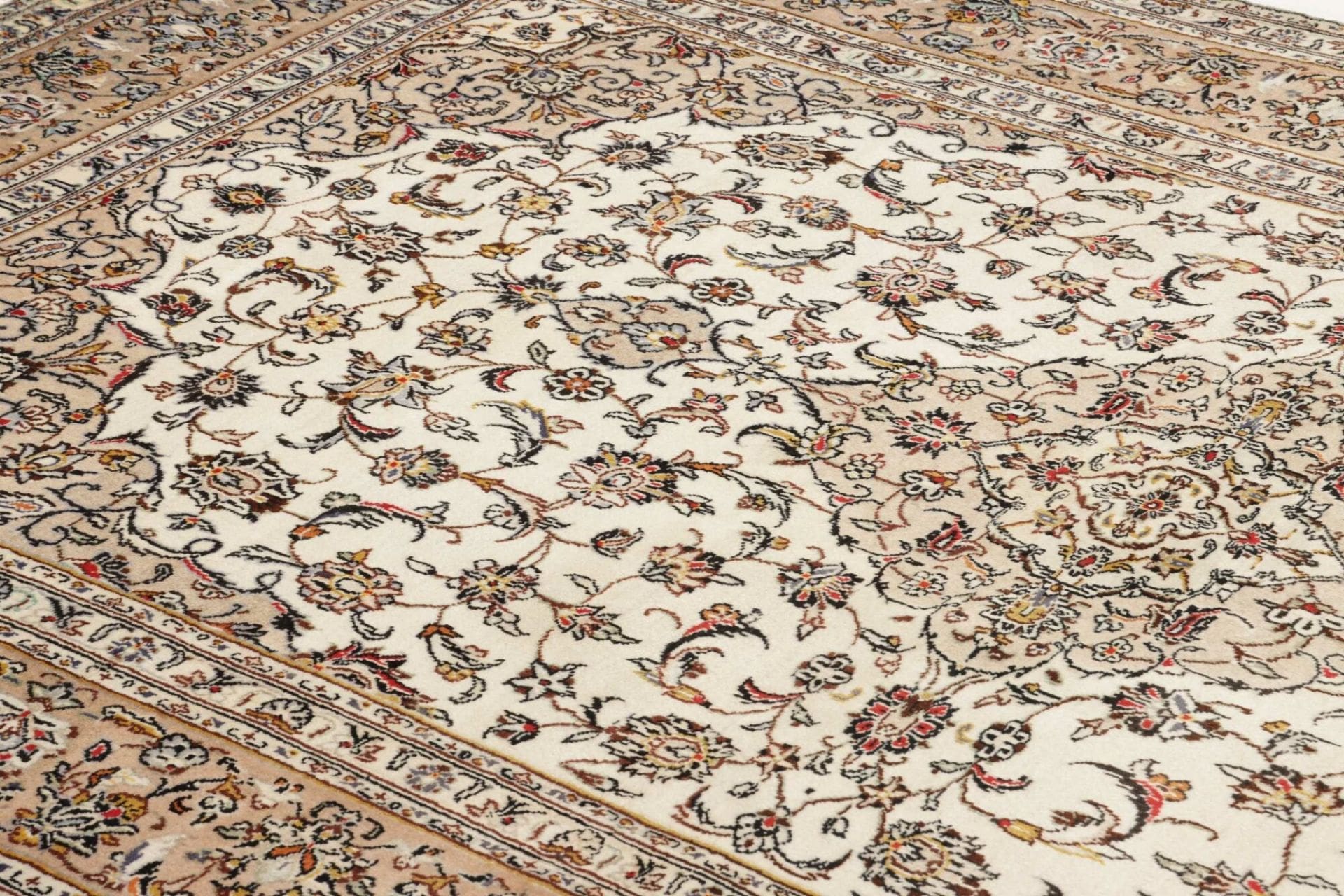 Kashan Persian Rug 201 × 312 cm in Wool, hand-knotted - Image 8