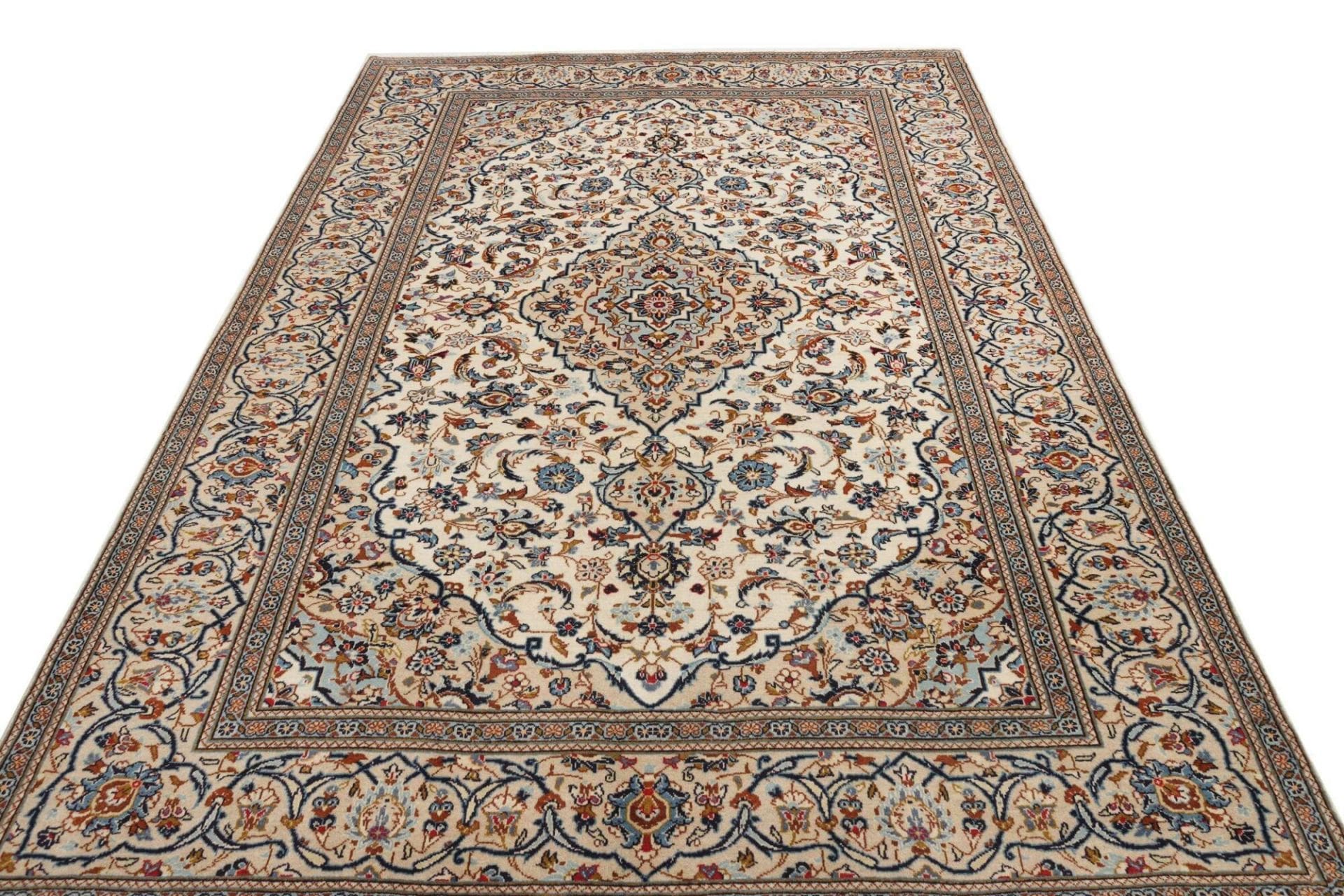 Hand-Knotted Kashan Persian Rug, 203 × 306 cm, Wool - Image 4