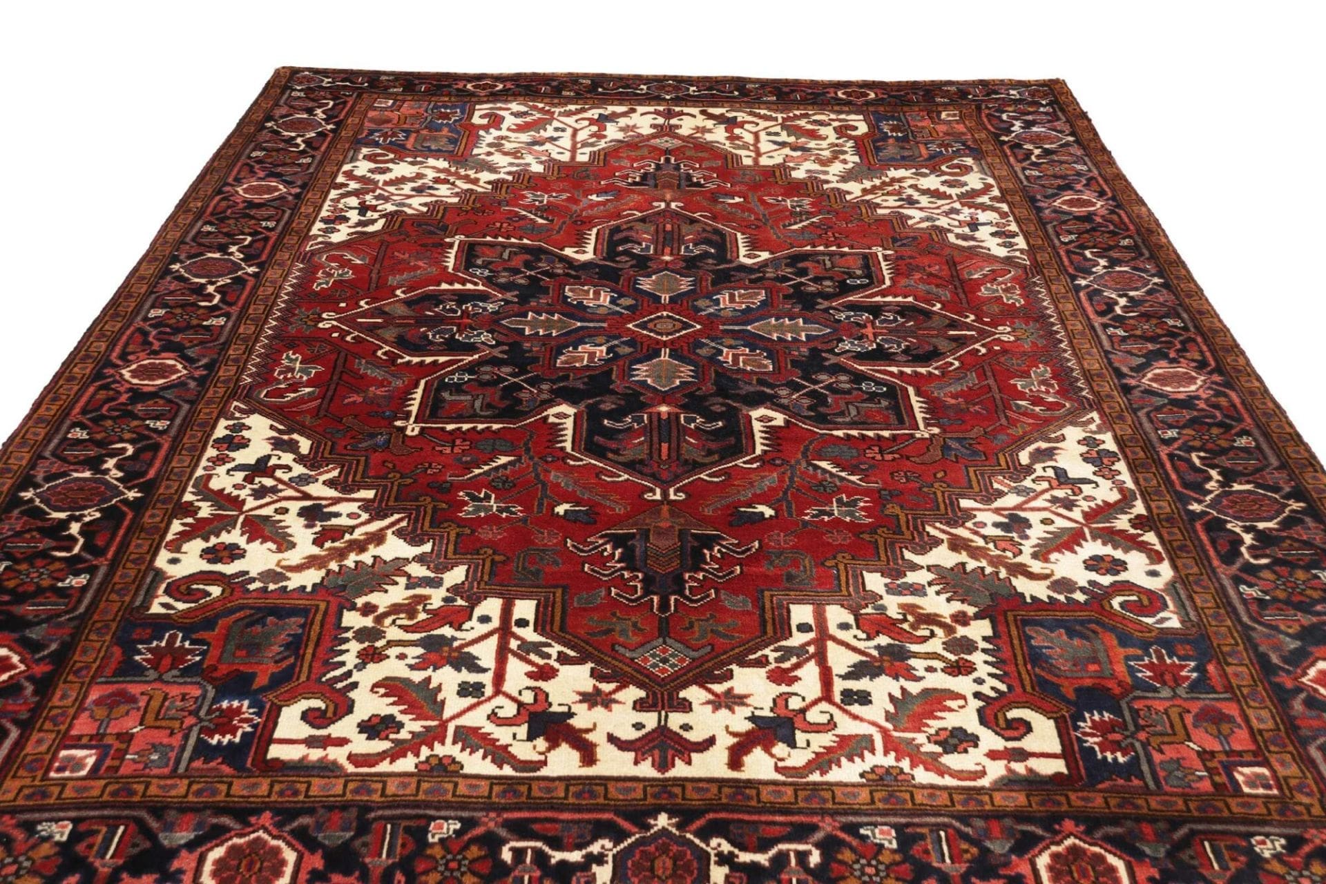 Heriz Persian Rug 213 × 287 cm in Wool, hand-knotted - Image 4