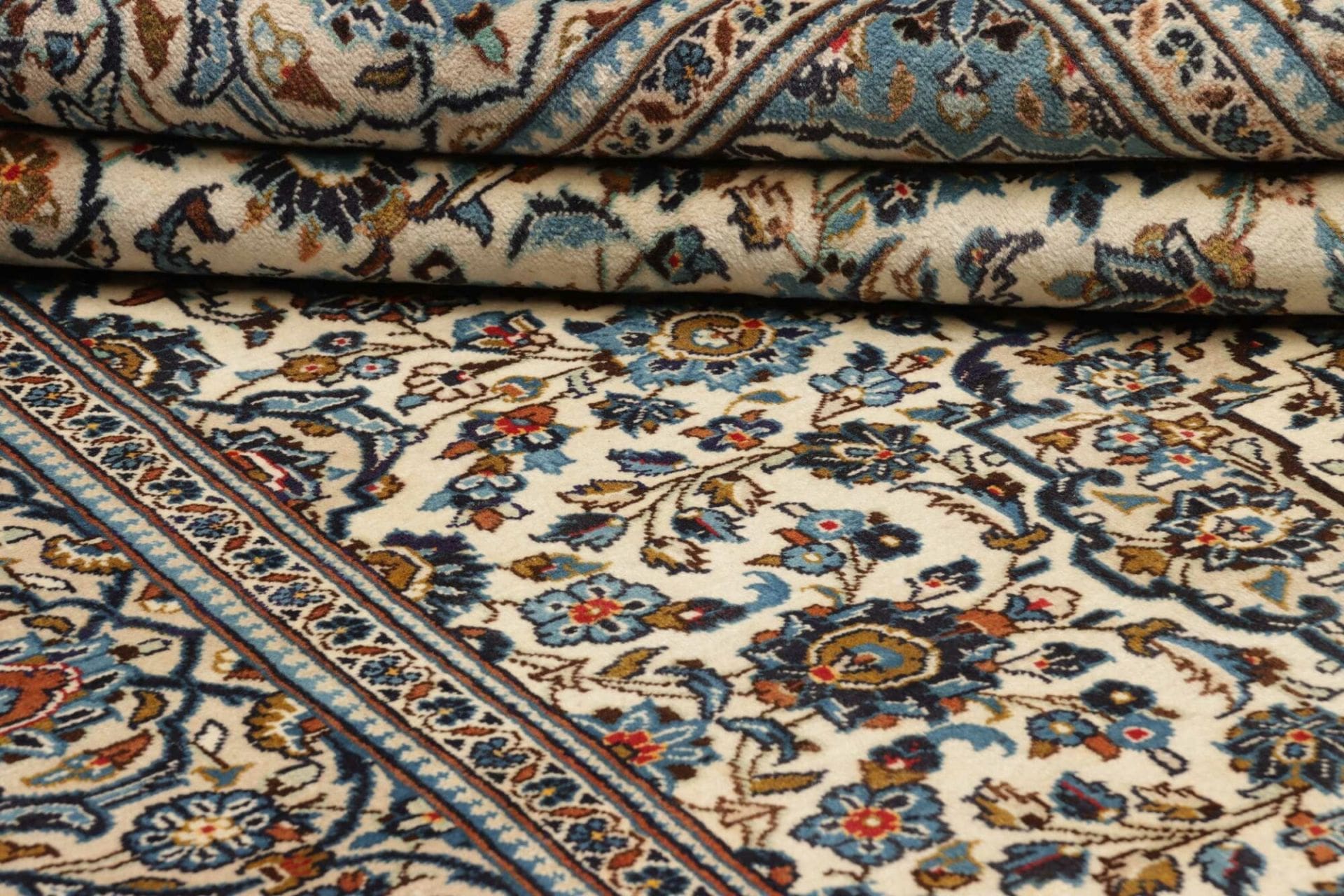 Wool Kashan Persian Rug 200 × 305 cm, hand-knotted - Image 9