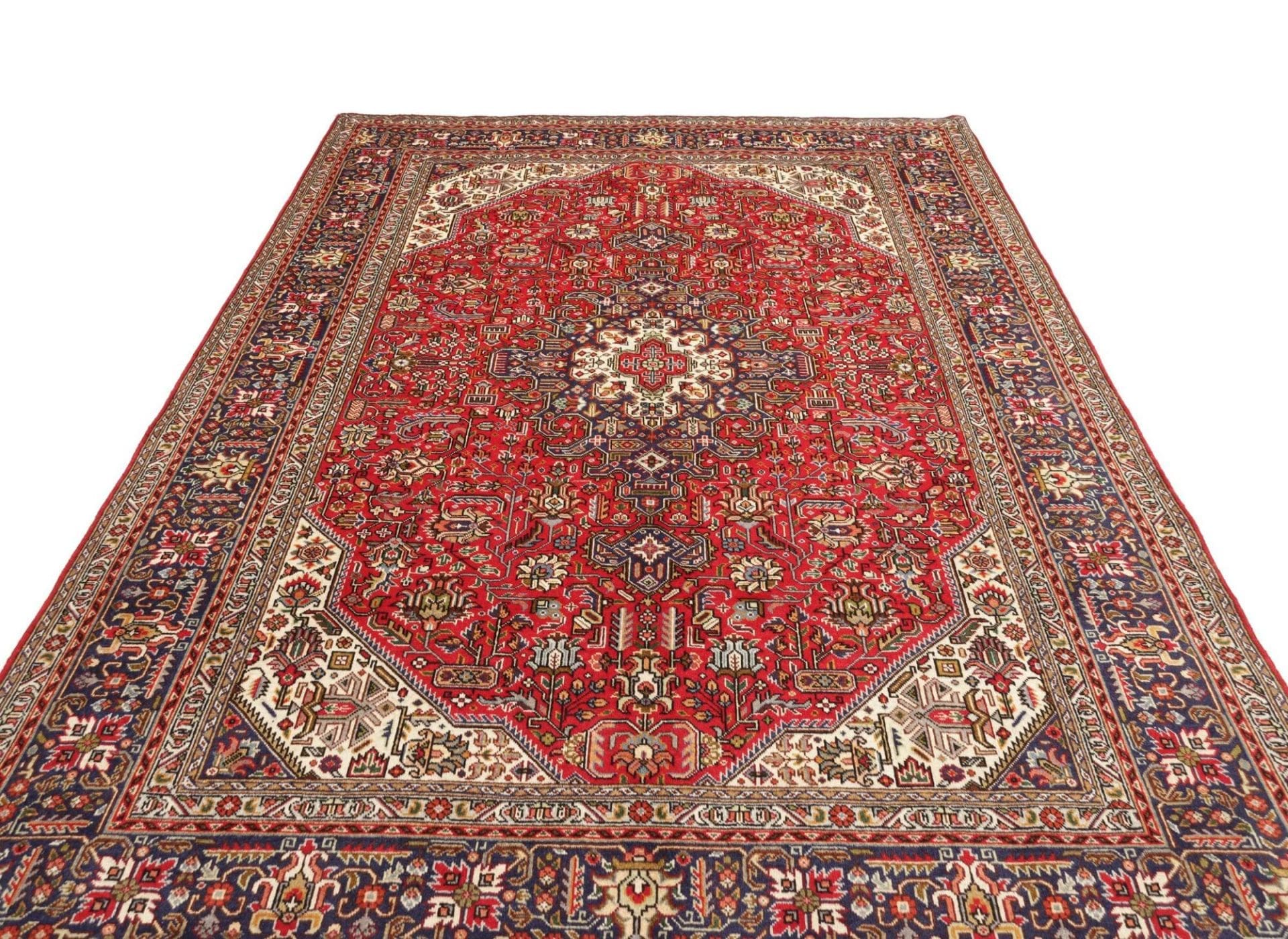 Tabriz Persian Rug 201 × 293 cm in Wool, hand-knotted - Image 4