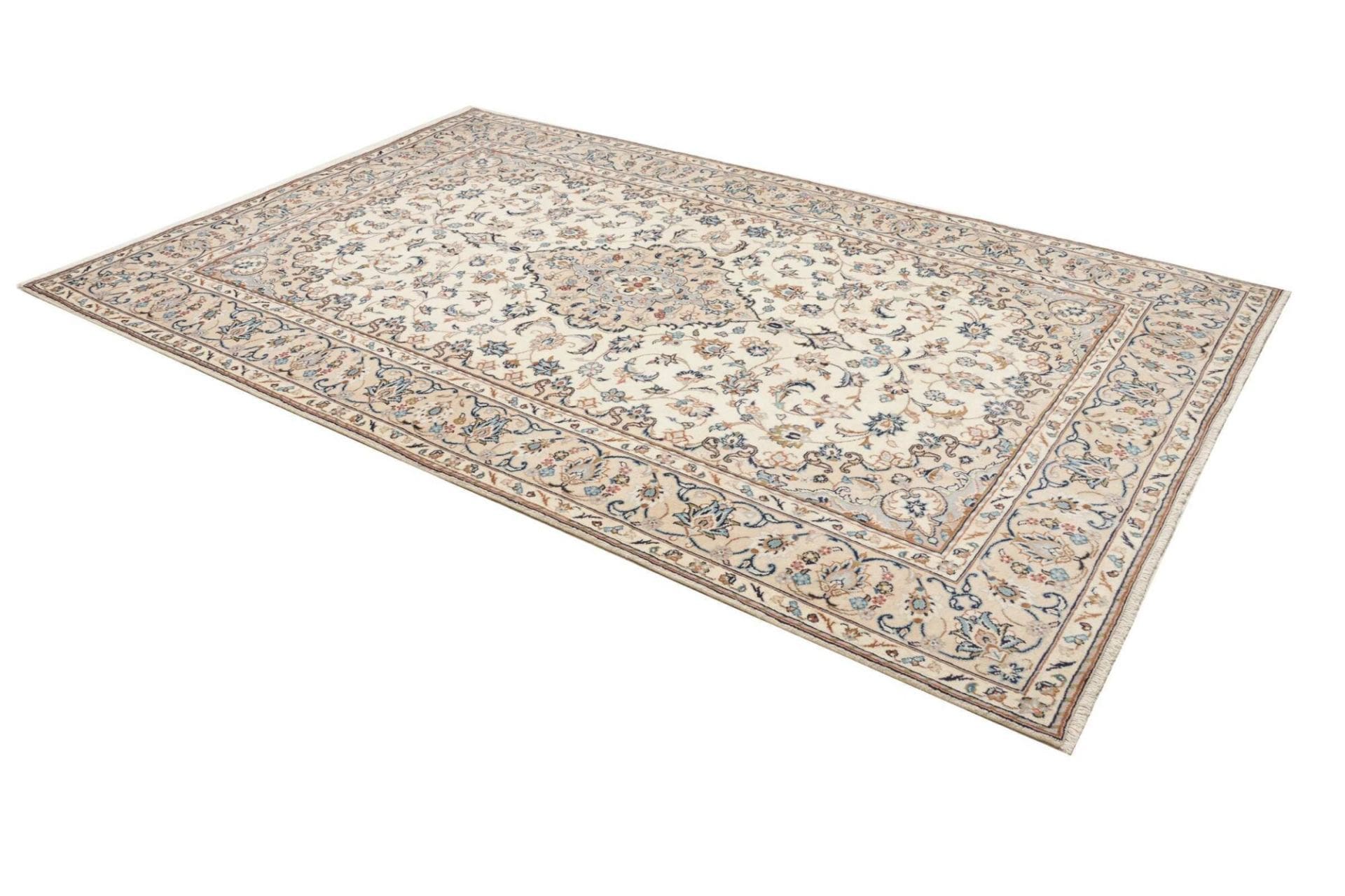 Hand-Knotted Kashan Persian Rug, 195 × 300 cm, Wool - Image 3