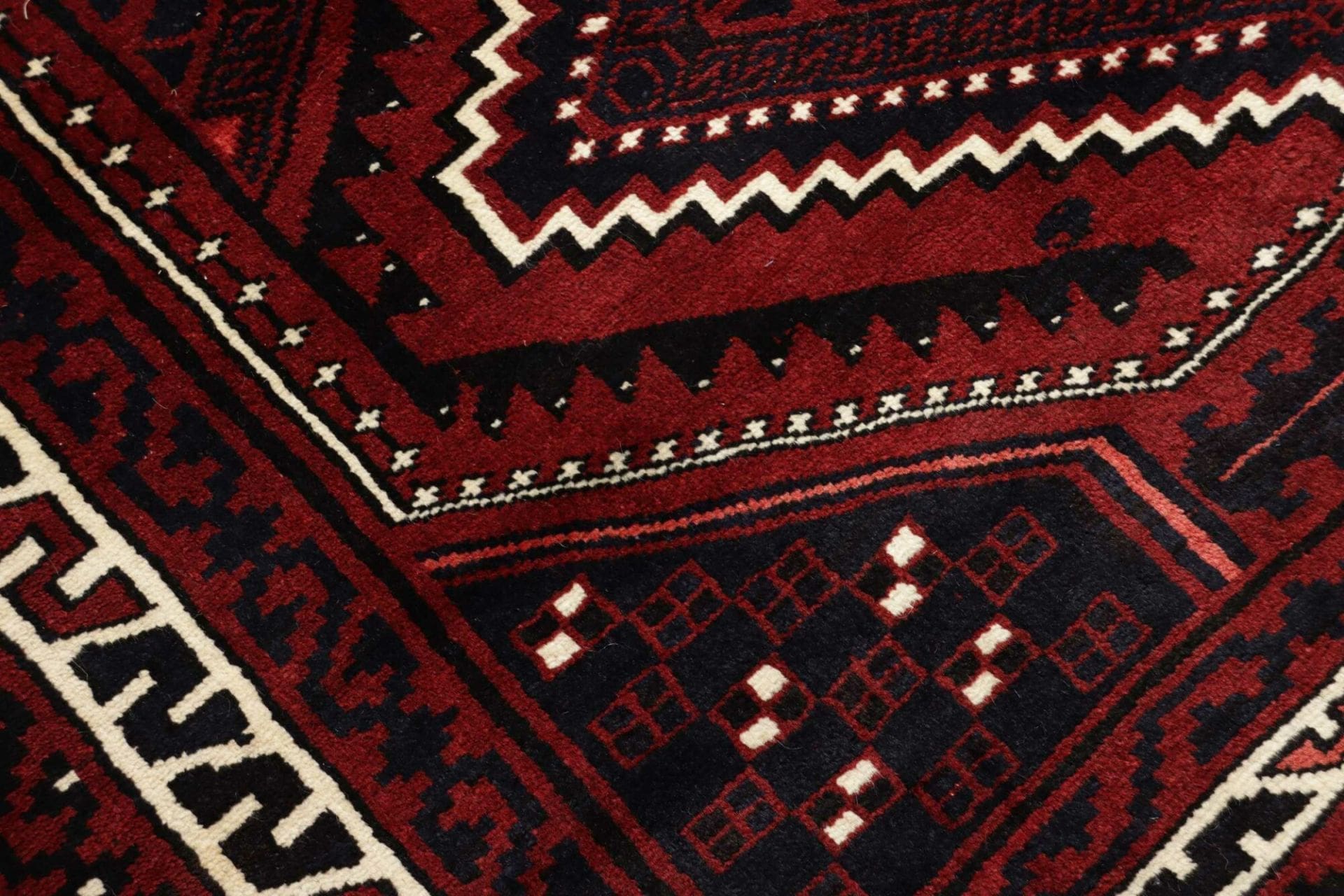 Hand-Knotted Loribaft Persian Rug, 175 × 262 cm, Wool - Image 6