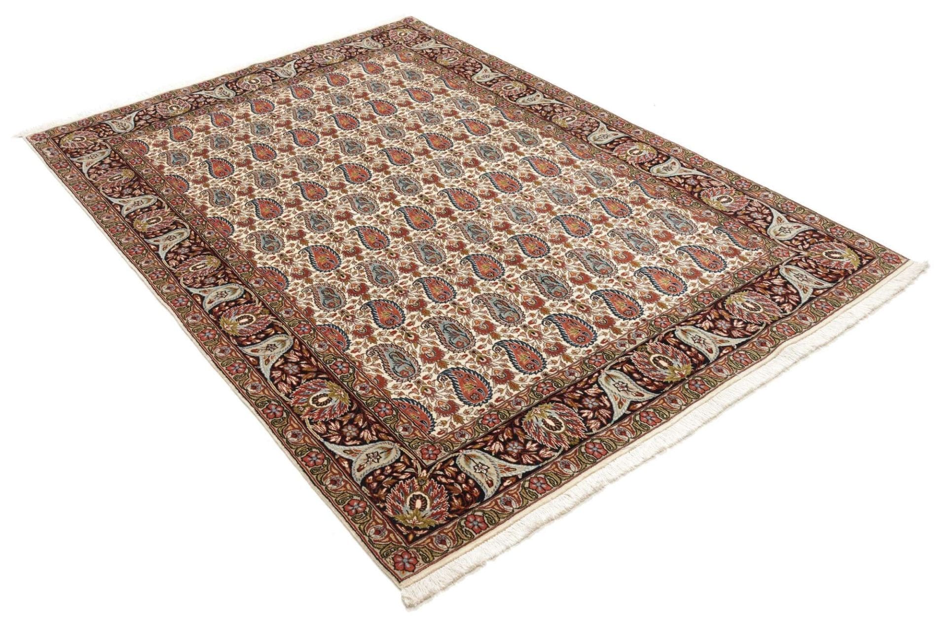 Isfahan Persian Rug 153 × 218 cm in Wool, hand-knotted - Image 3
