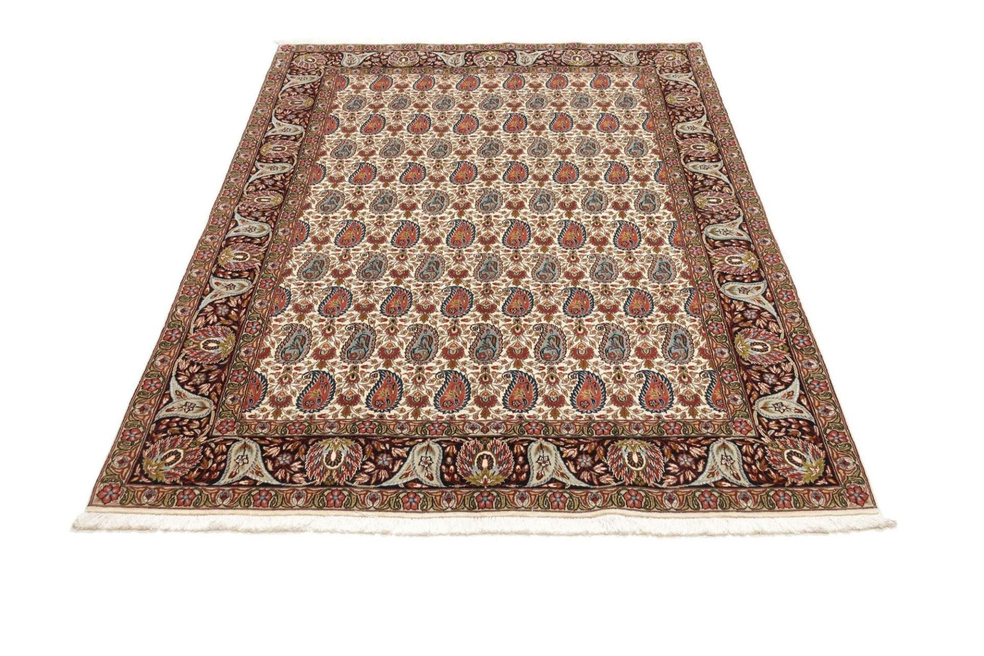Isfahan Persian Rug 153 × 218 cm in Wool, hand-knotted - Image 4