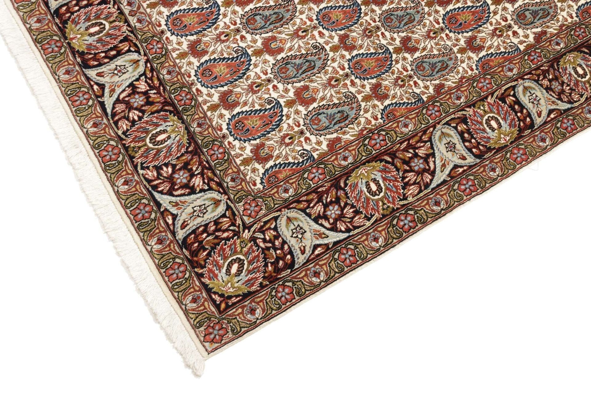 Isfahan Persian Rug 153 × 218 cm in Wool, hand-knotted - Image 7