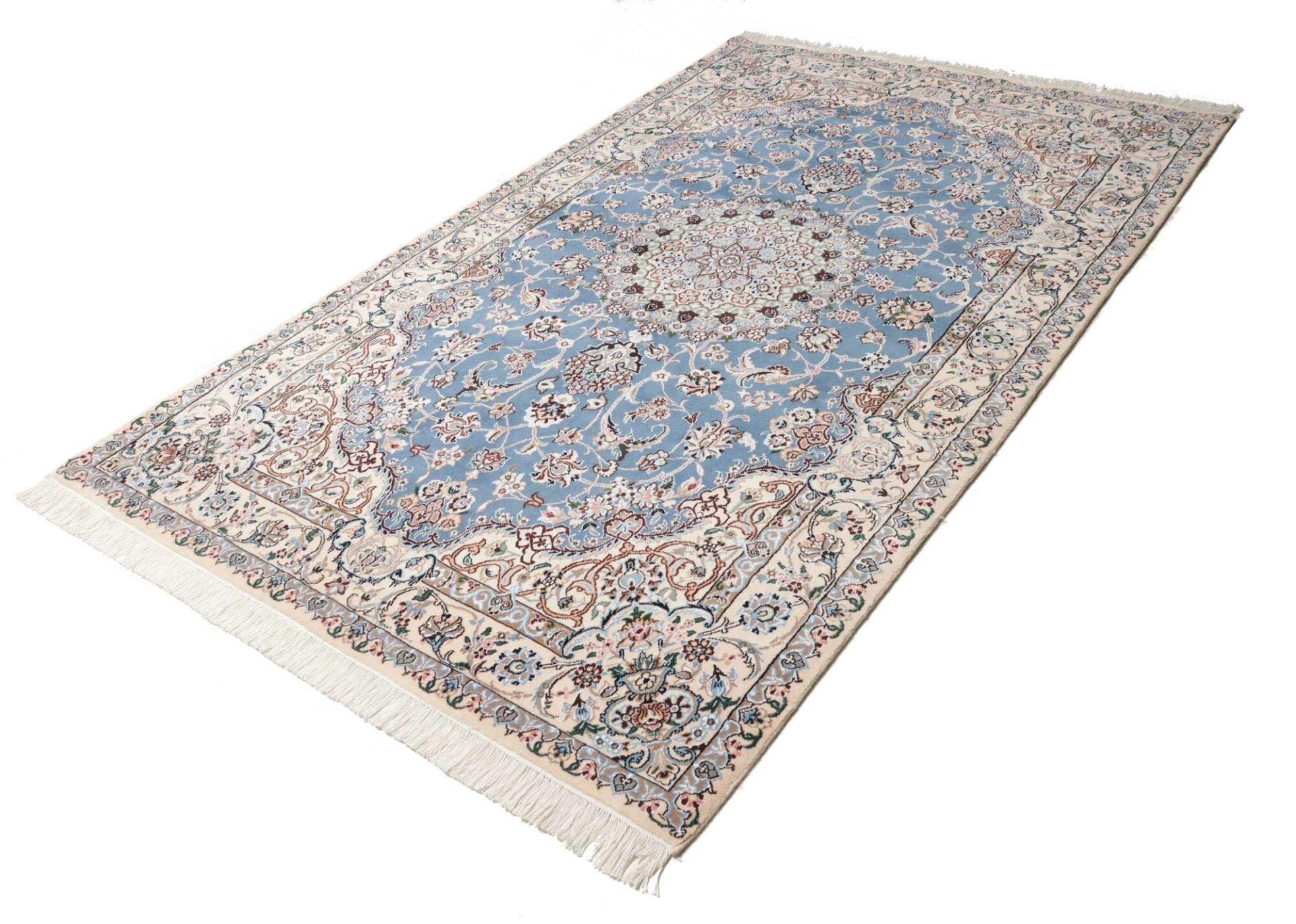 Alternative view of Nain Persian Rug 156 × 255 cm in Wool, hand-knotted
