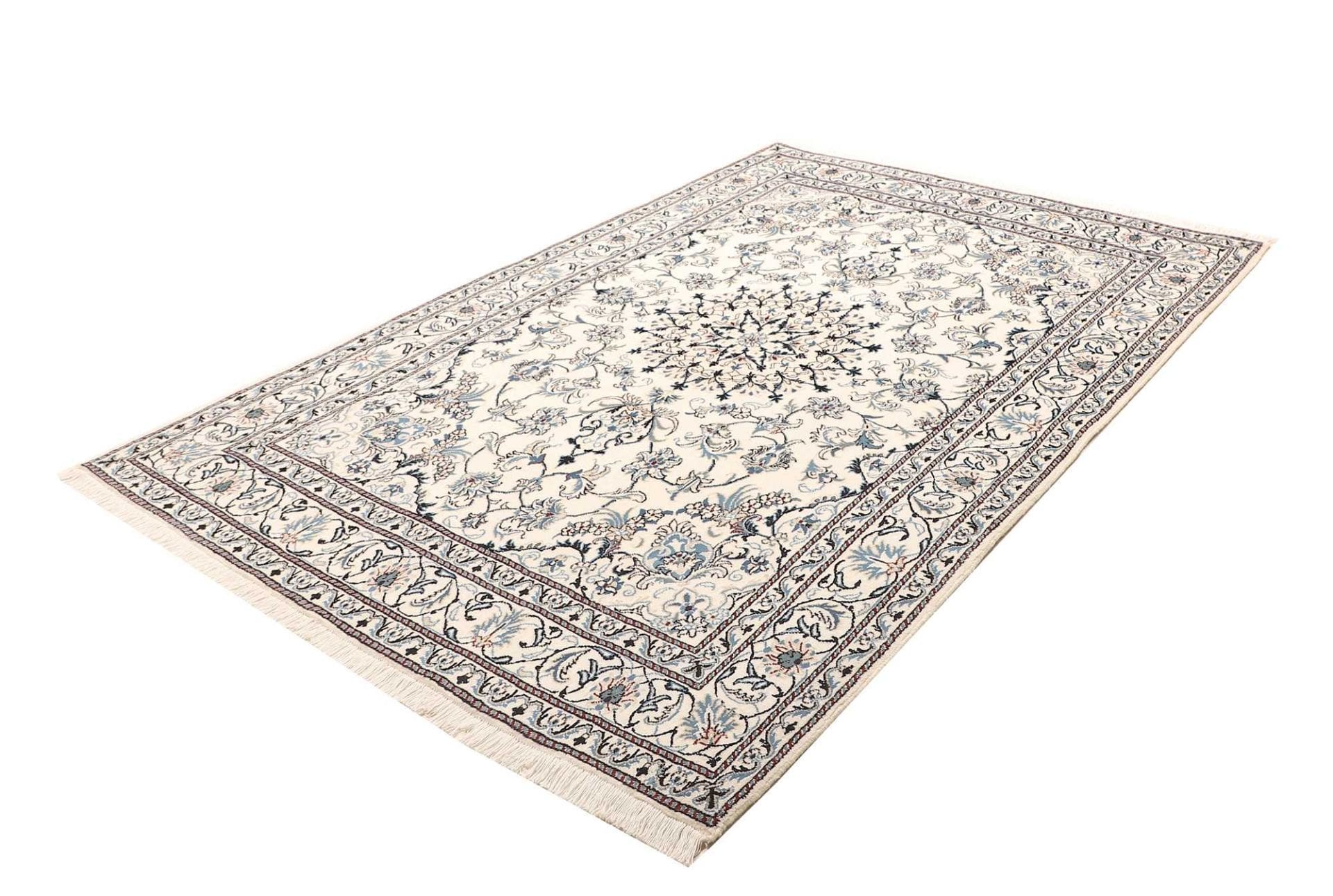 Alternative view of Nain Persian Rug 166 × 247 cm in Wool, hand-knotted
