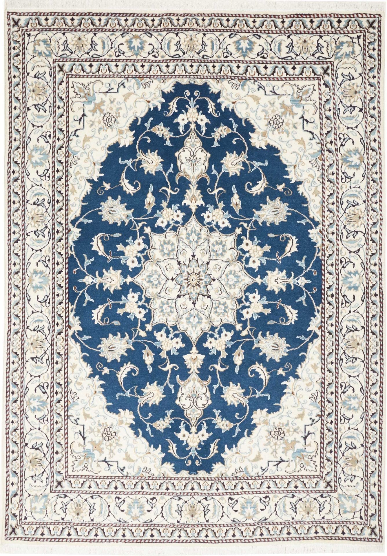 Wool Nain Persian Rug 168 × 234 cm, hand-knotted
