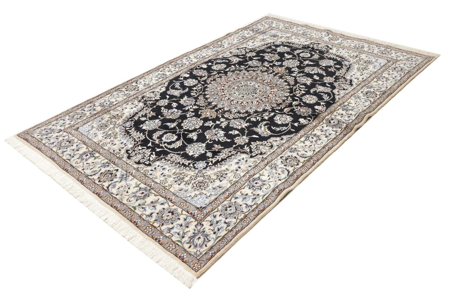 Alternative view of Nain Persian Rug 160 × 248 cm in Wool, hand-knotted