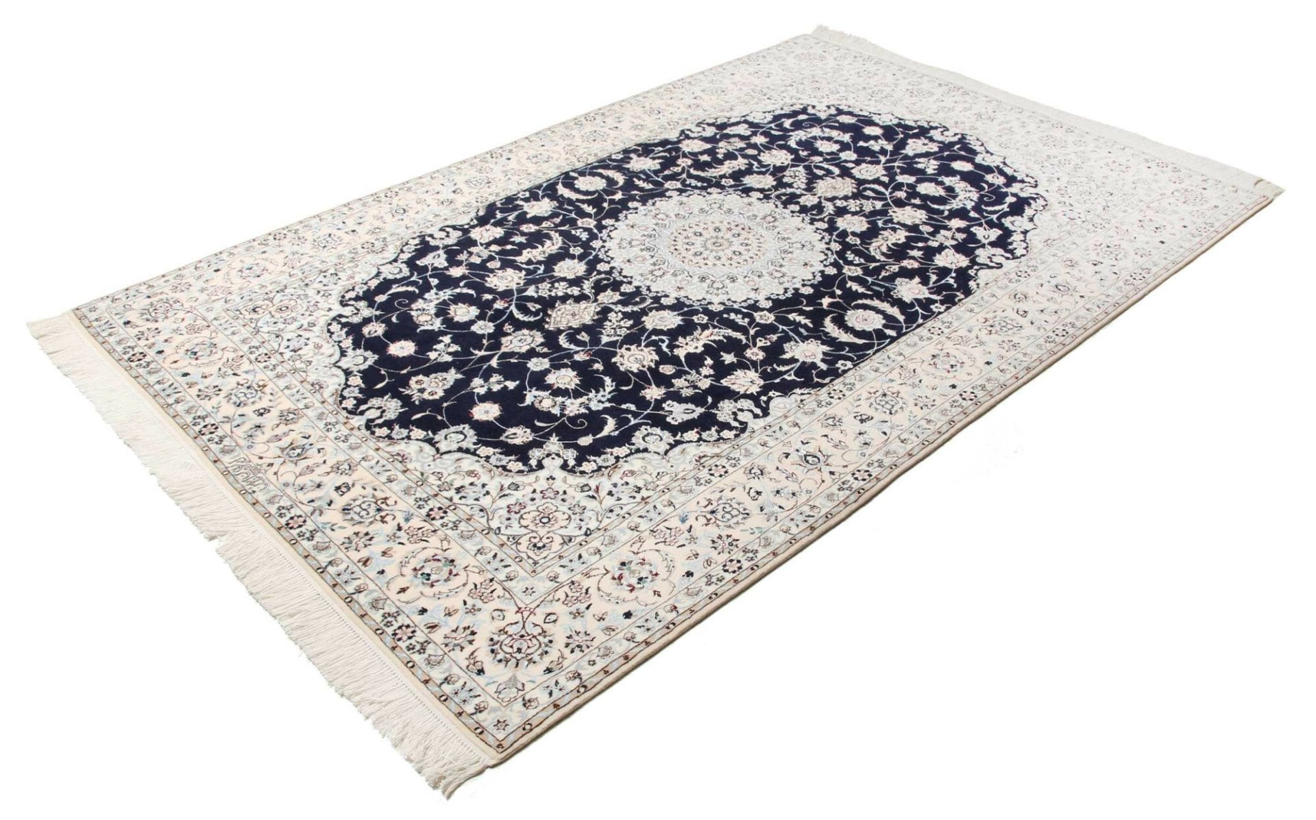 Alternative view of Nain Persian Rug 156 × 240 cm in Wool, hand-knotted