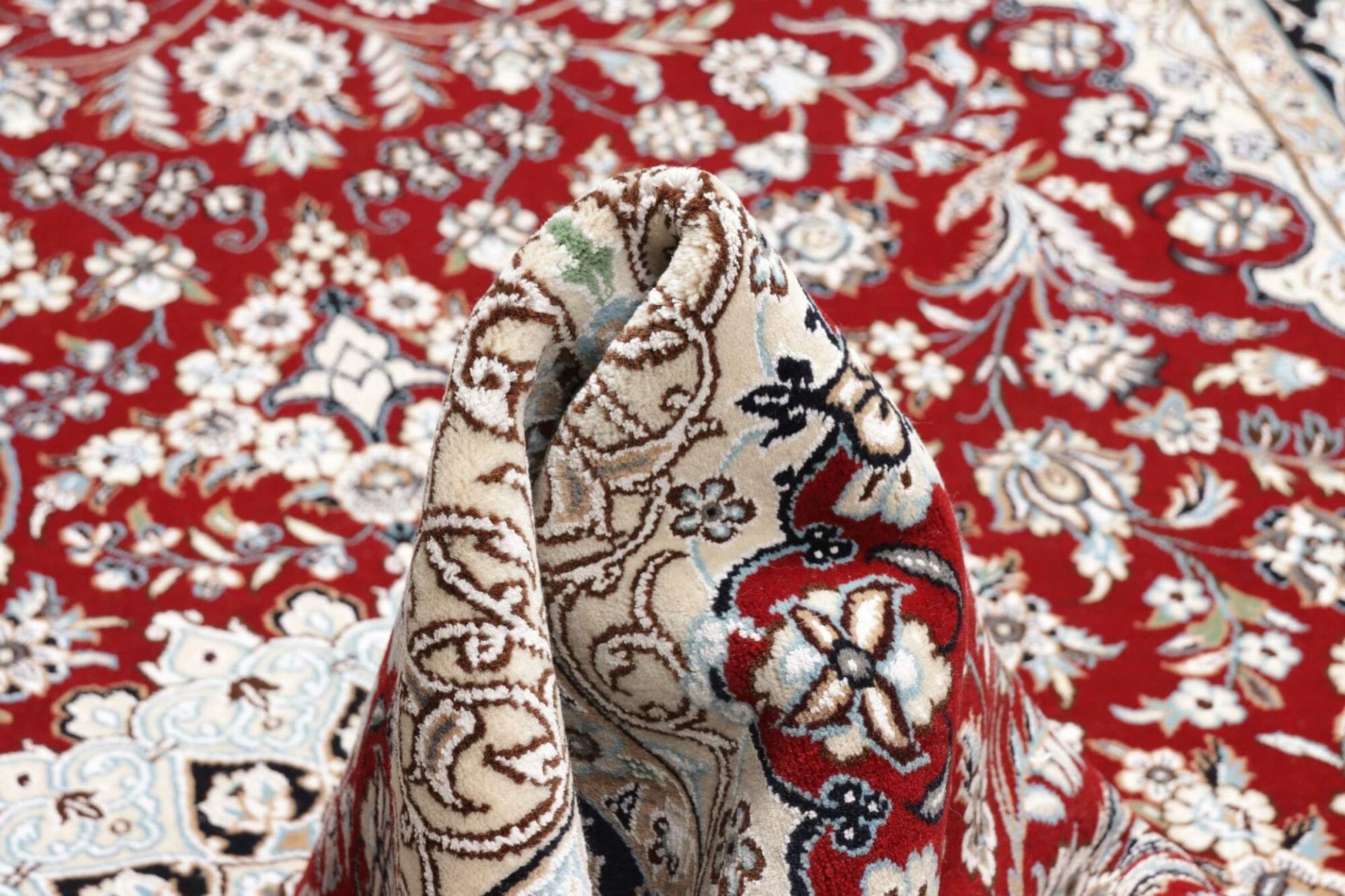 Hand-Knotted Nain Persian Rug, 150 × 246 cm, Wool - Image 10