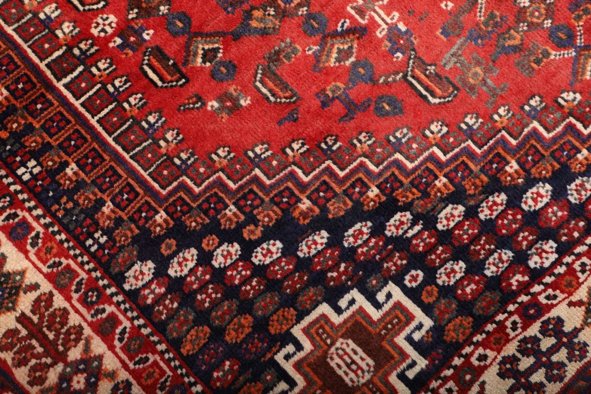 Wool Shiraz Persian Rug 163 × 260 cm, hand-knotted - Image 6