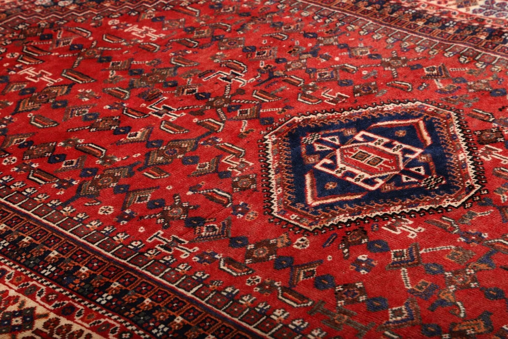 Wool Shiraz Persian Rug 163 × 260 cm, hand-knotted - Image 7