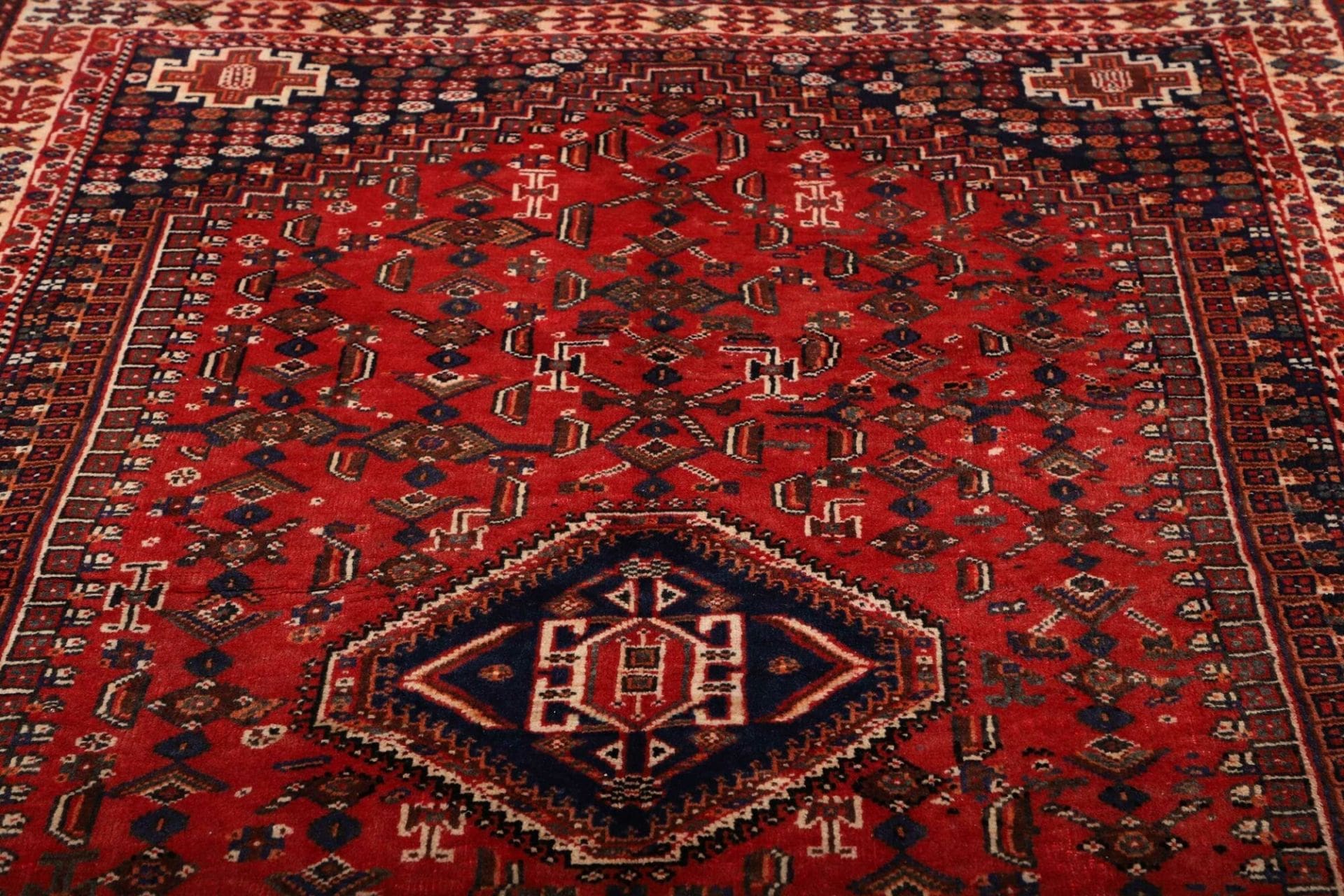 Wool Shiraz Persian Rug 163 × 260 cm, hand-knotted - Image 8