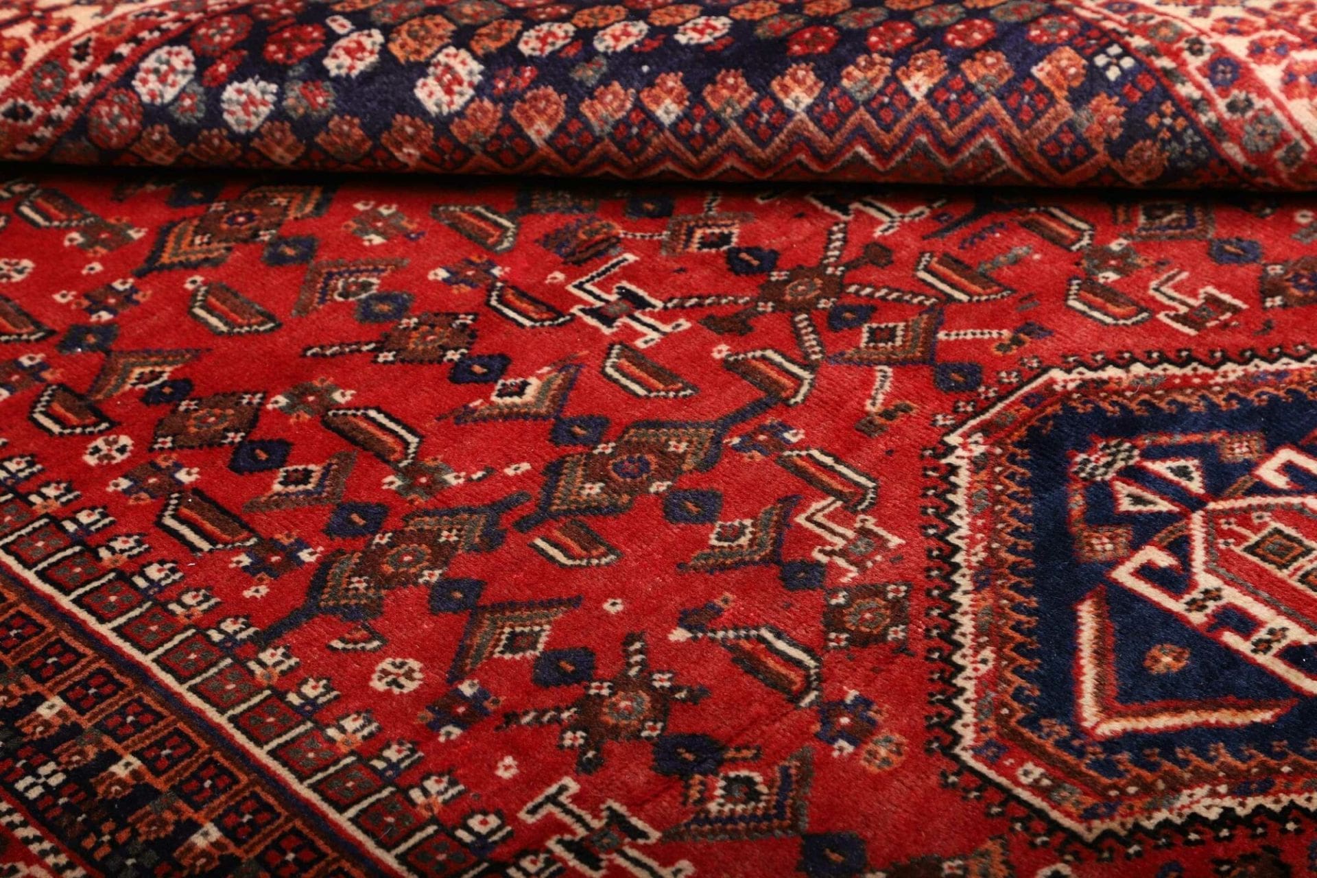 Wool Shiraz Persian Rug 163 × 260 cm, hand-knotted - Image 10
