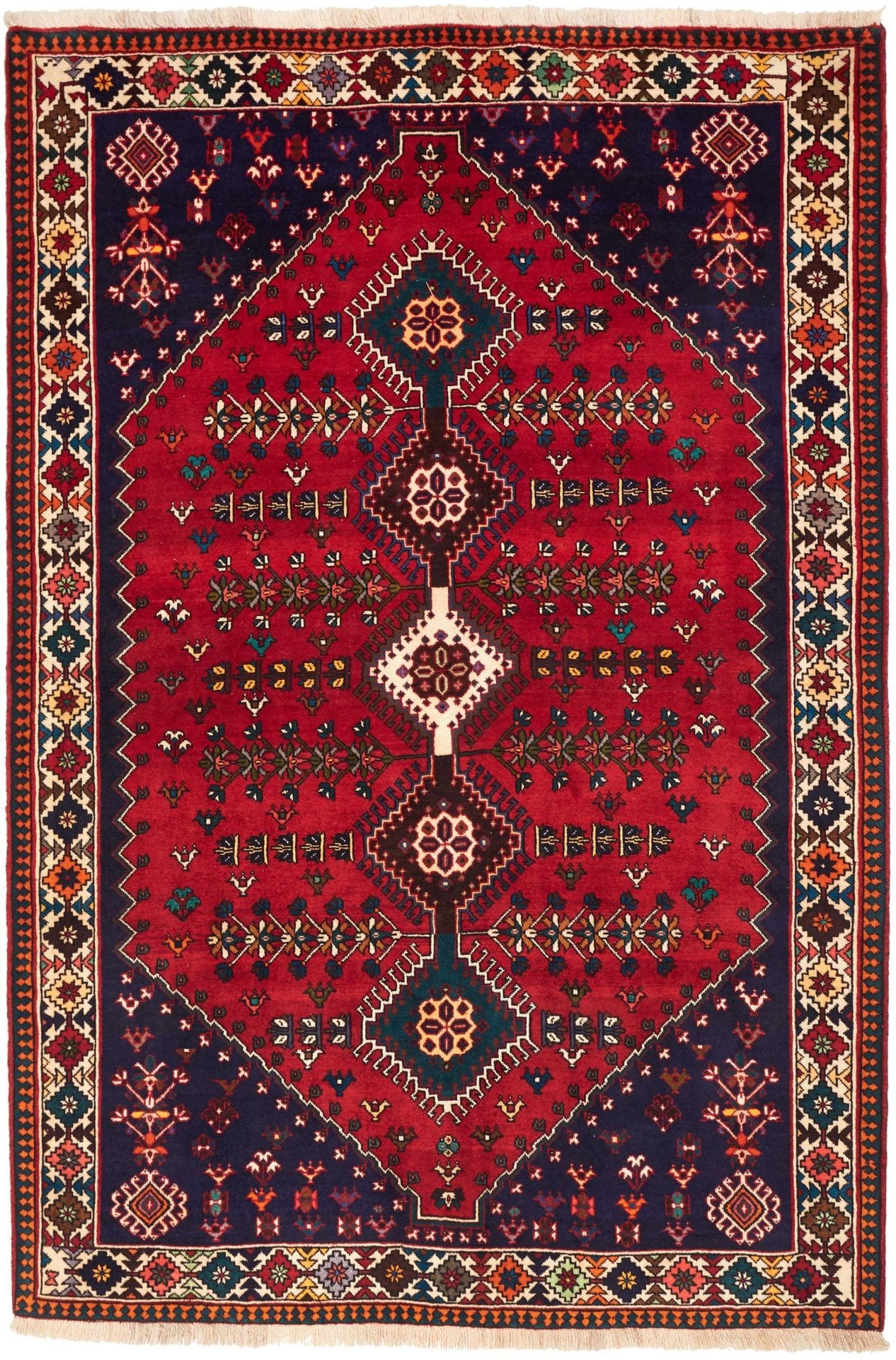 Wool Shiraz Persian Rug 161 × 237 cm, hand-knotted