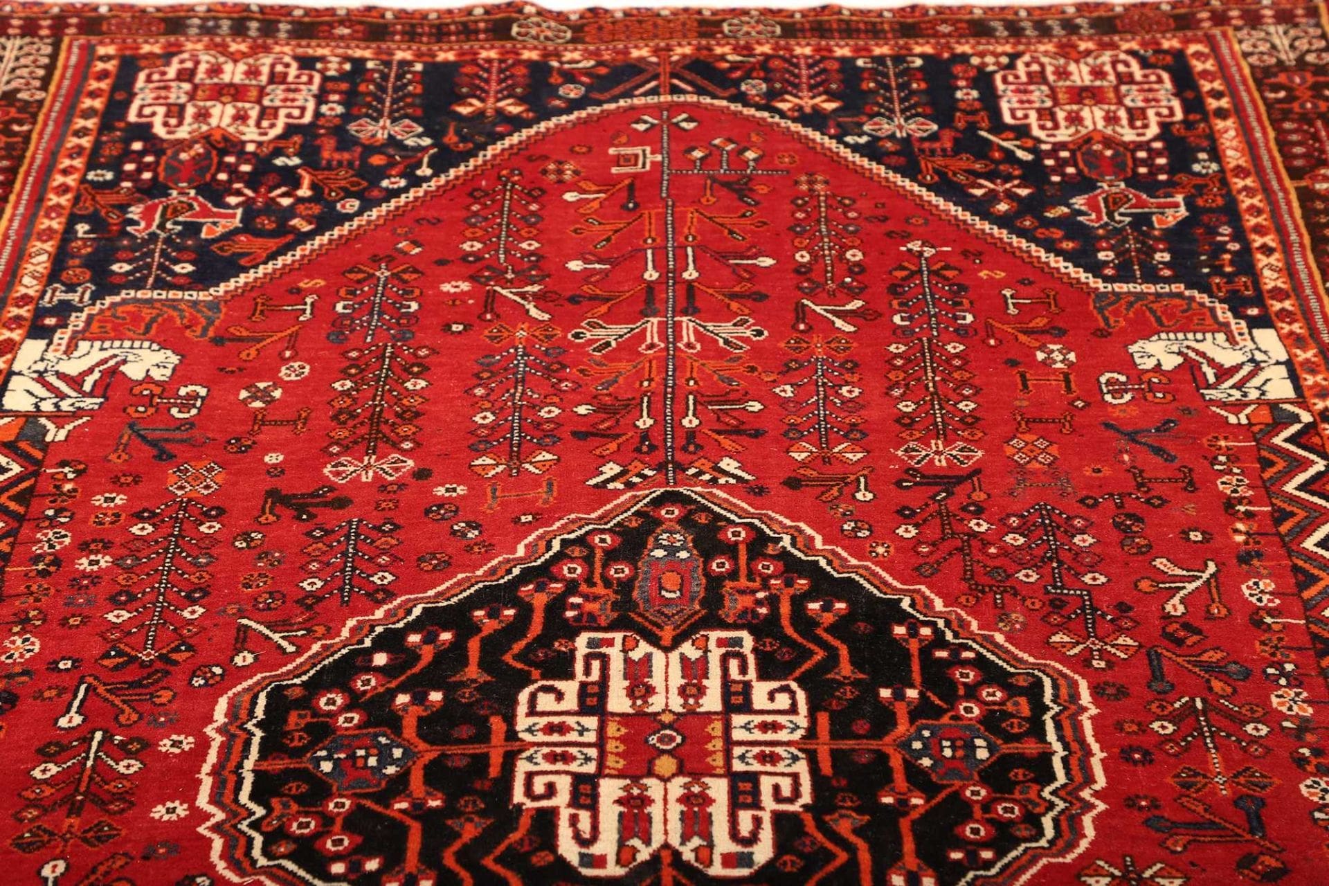 Hand-Knotted Shiraz Persian Rug, 163 × 260 cm, Wool - Image 8