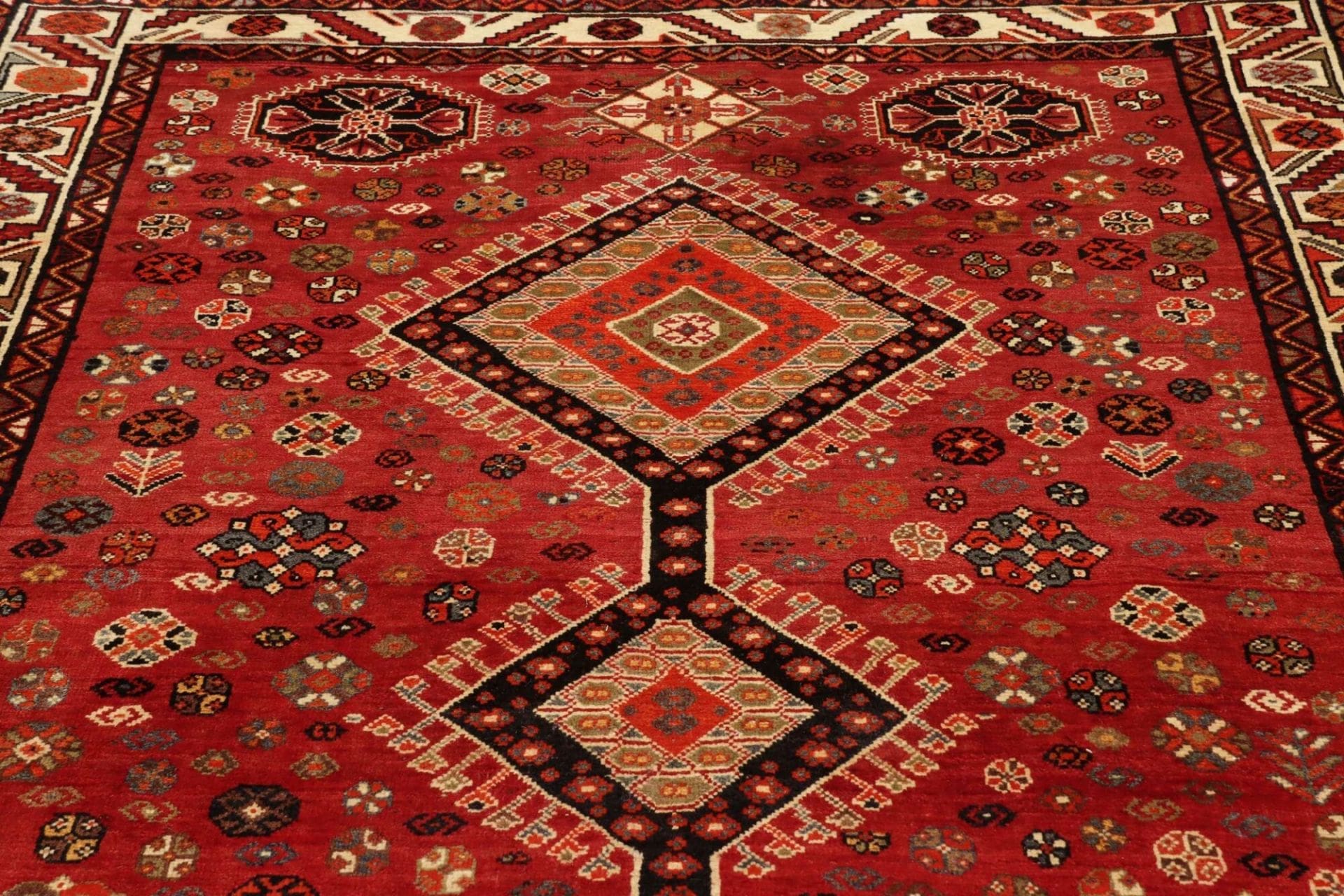 Hand-Knotted Shiraz Persian Rug, 163 × 270 cm, Wool - Image 8