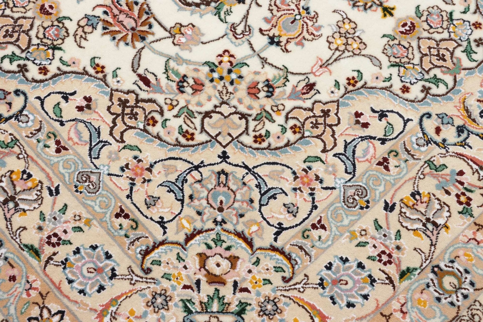 Wool Nain Persian Rug 167 × 258 cm, hand-knotted - Image 6