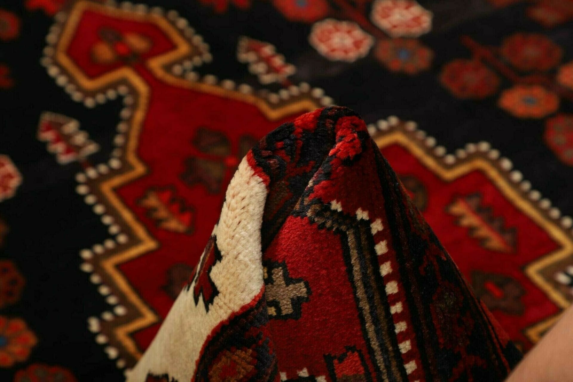 Hamadan Persian Rug 144 × 224 cm in Wool, hand-knotted - Image 9