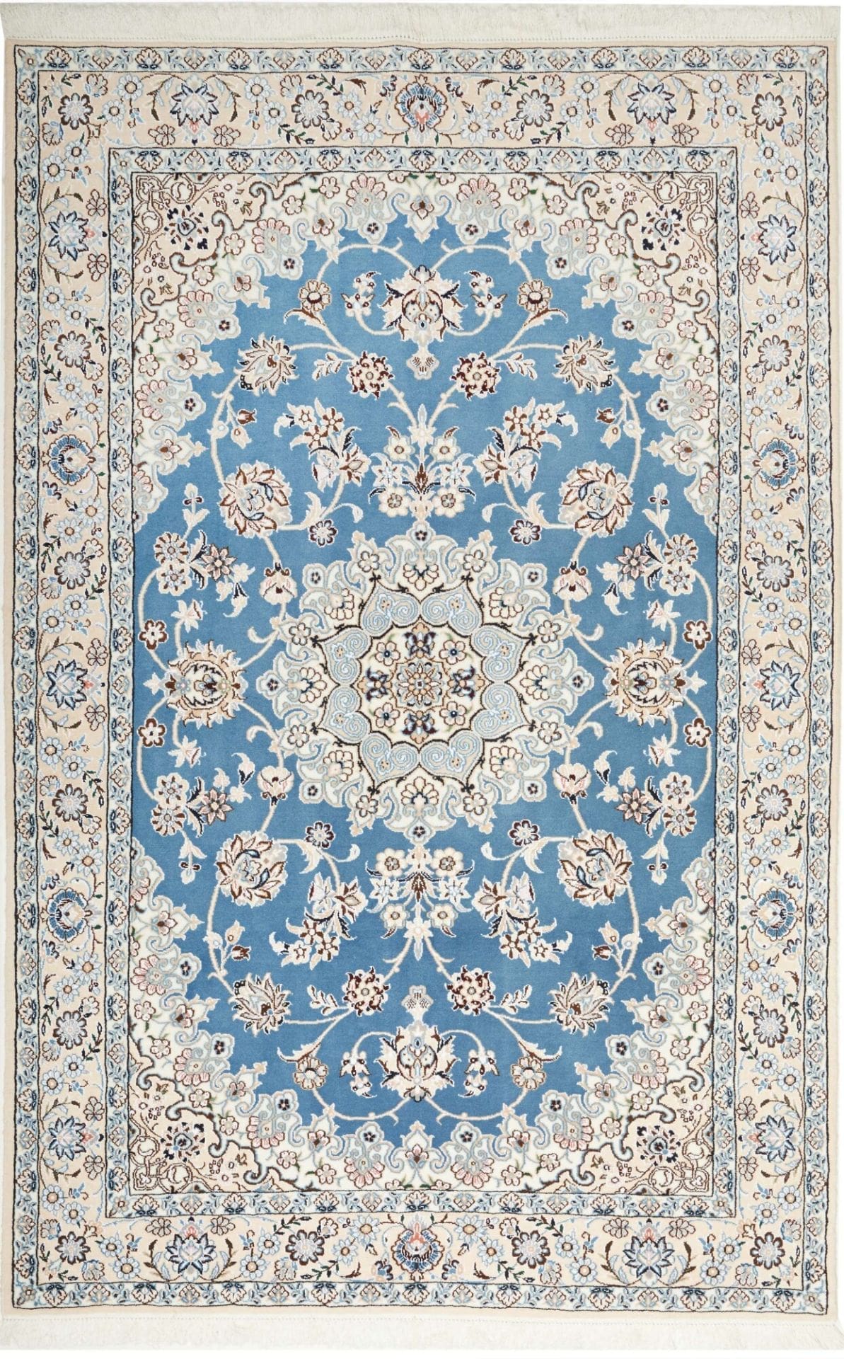 Nain Persian Rug 143 × 215 cm in Wool, hand-knotted