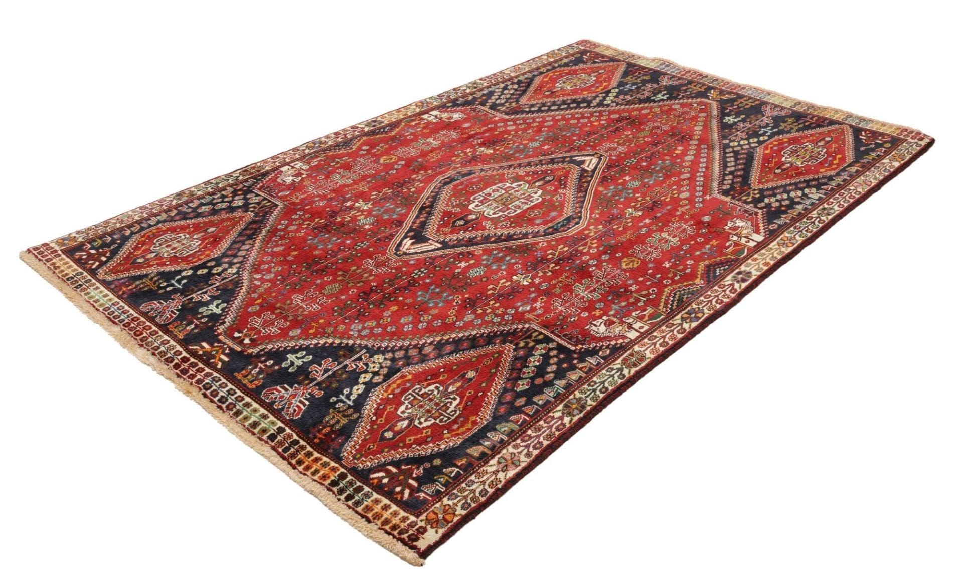 Alternative view of Qashqai Persian Rug 166 × 260 cm in Wool, hand-knotted